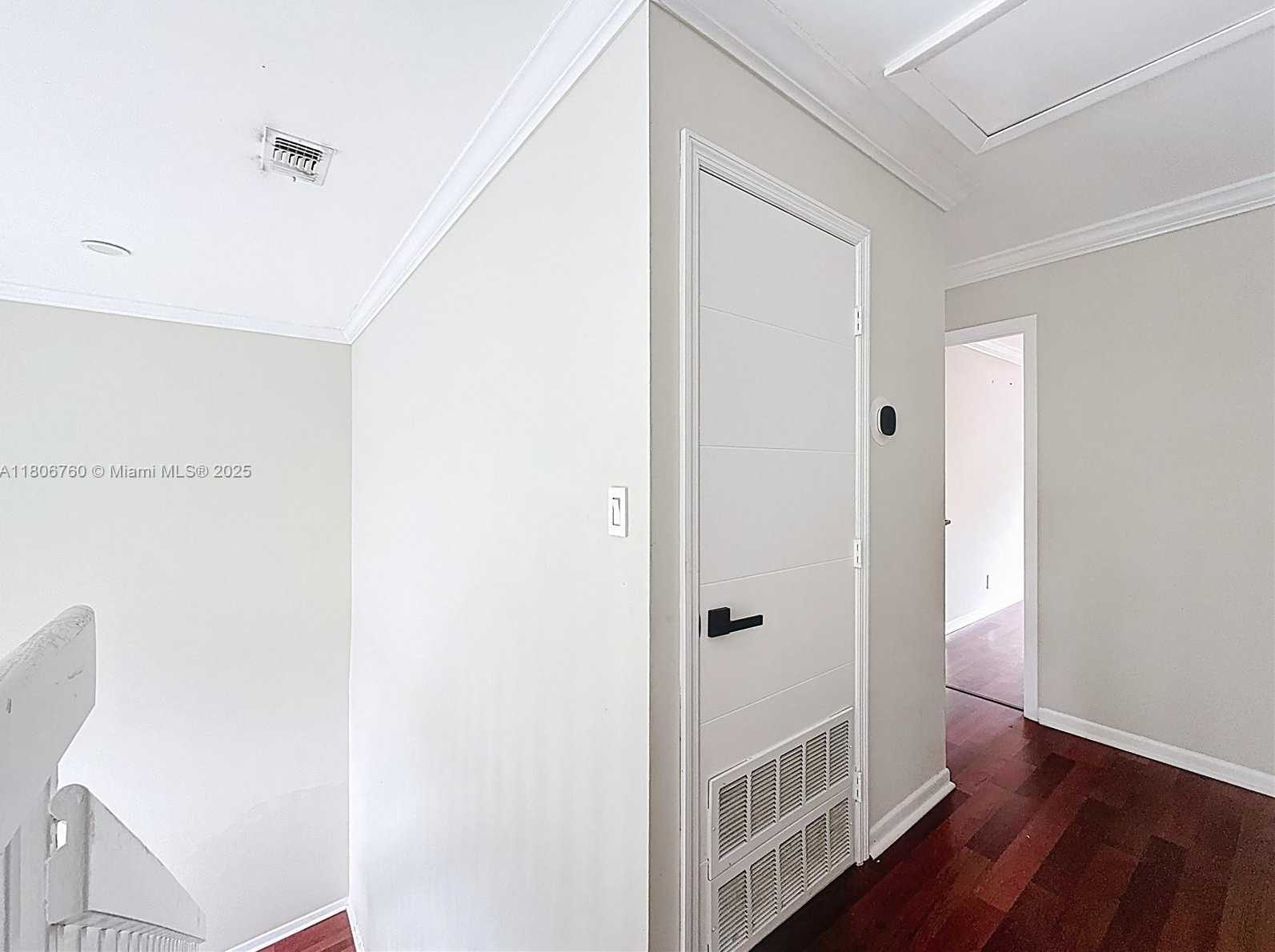 Small Image of 10764 LENOX RD, Cooper City Number 37