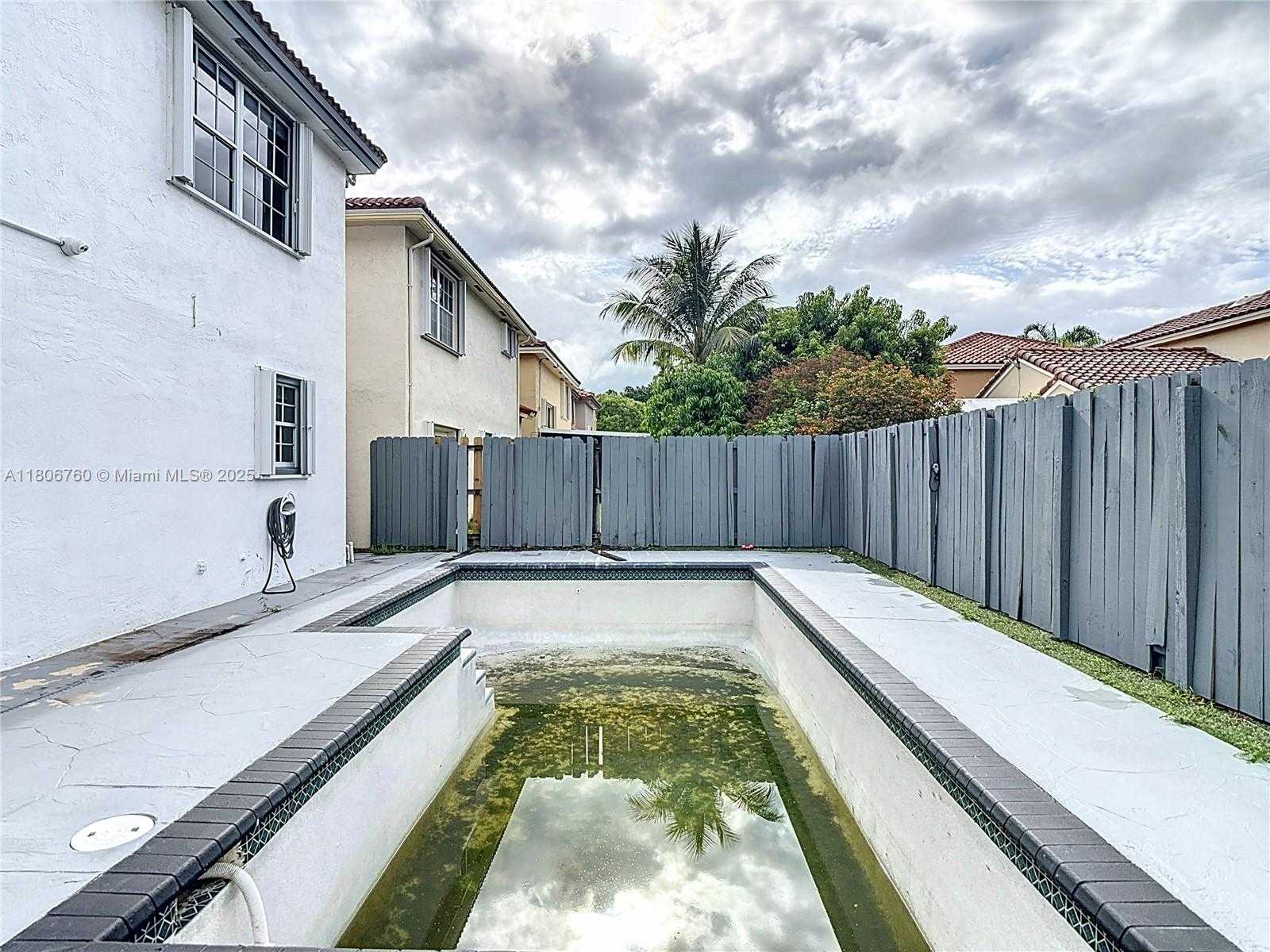 Small Image of 10764 LENOX RD, Cooper City Number 42