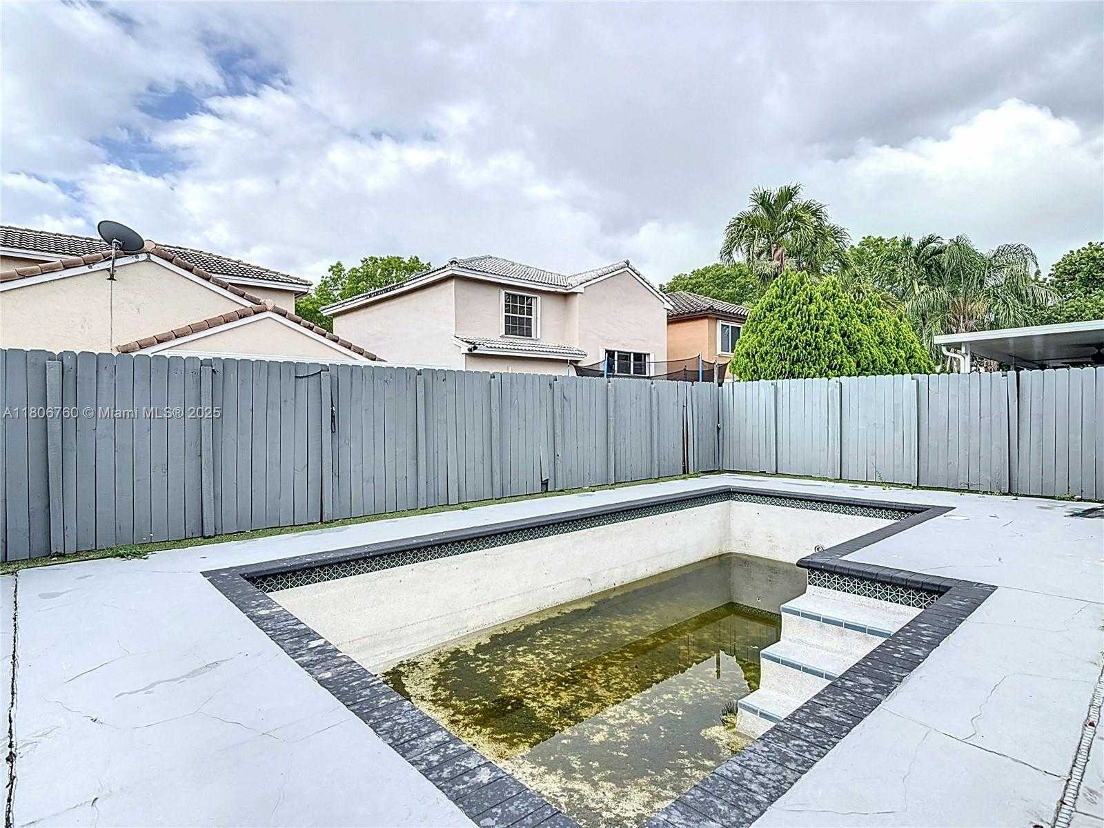 Small Image of 10764 LENOX RD, Cooper City Number 44