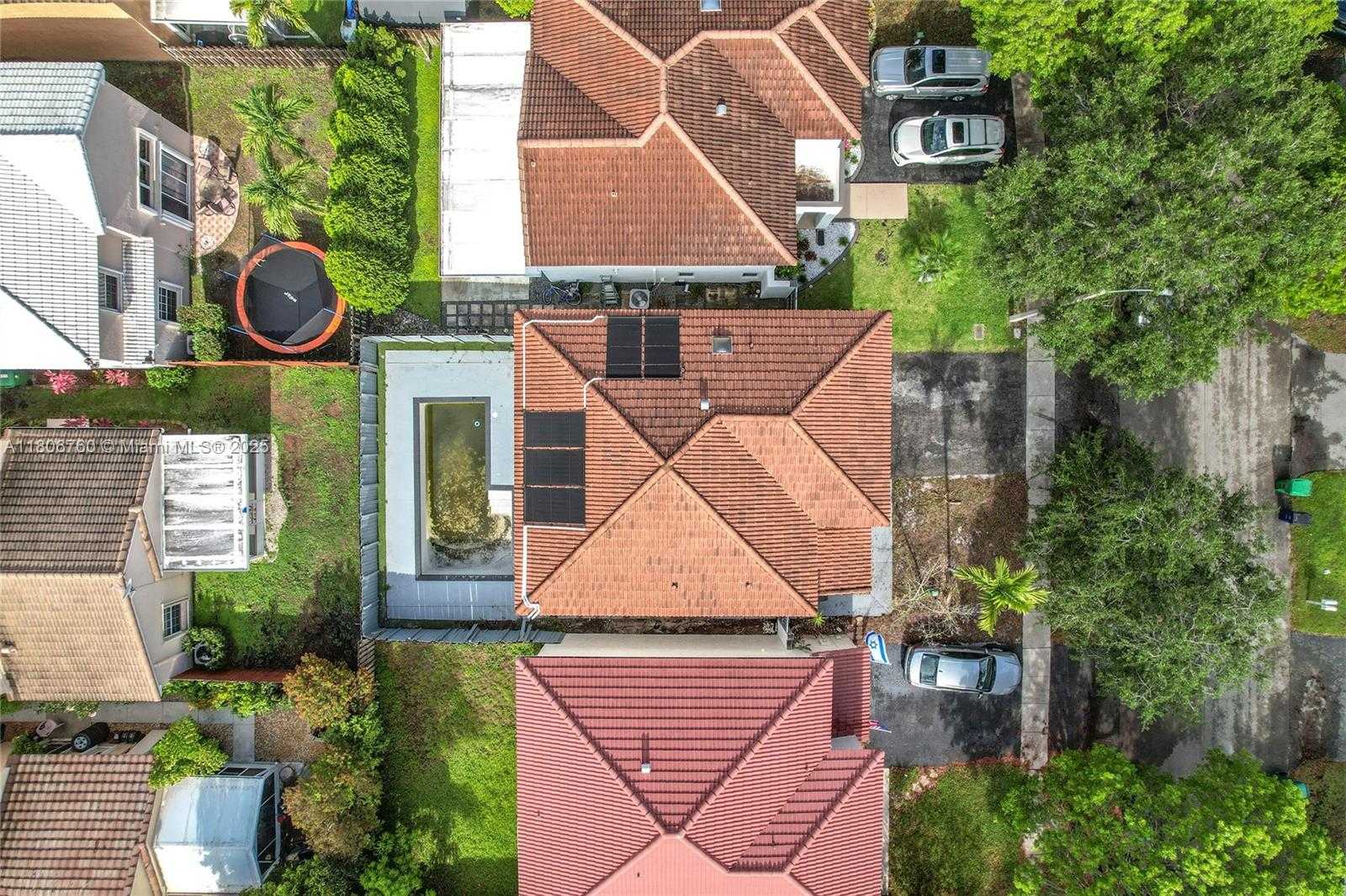 Small Image of 10764 LENOX RD, Cooper City Number 48