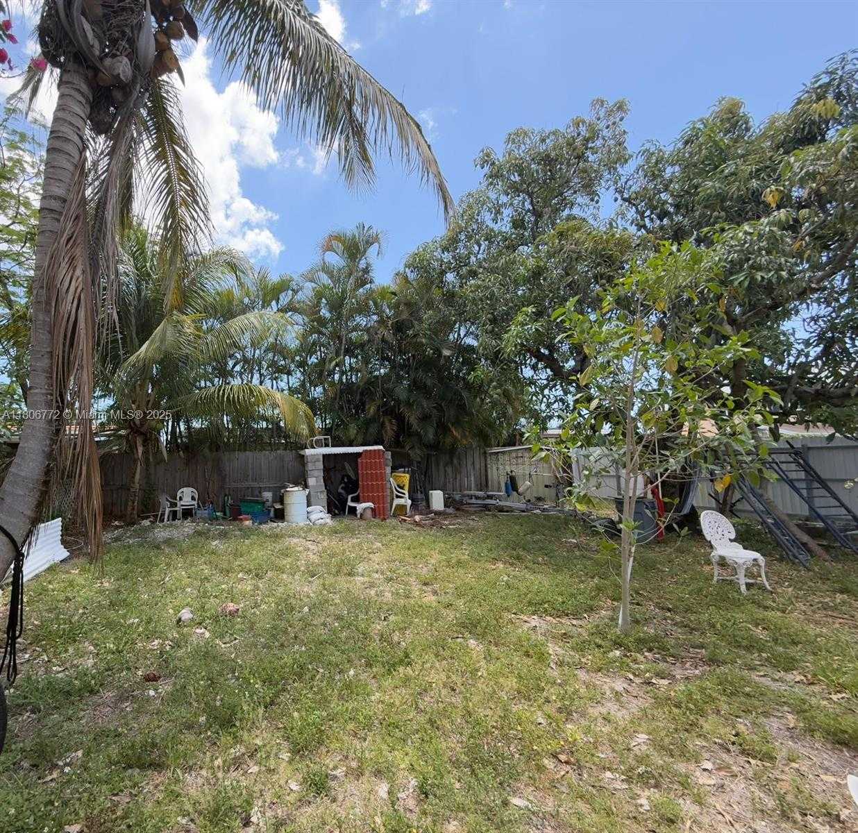 Small Image of 285 NORTH WEST 50TH AVE, Miami Number 19