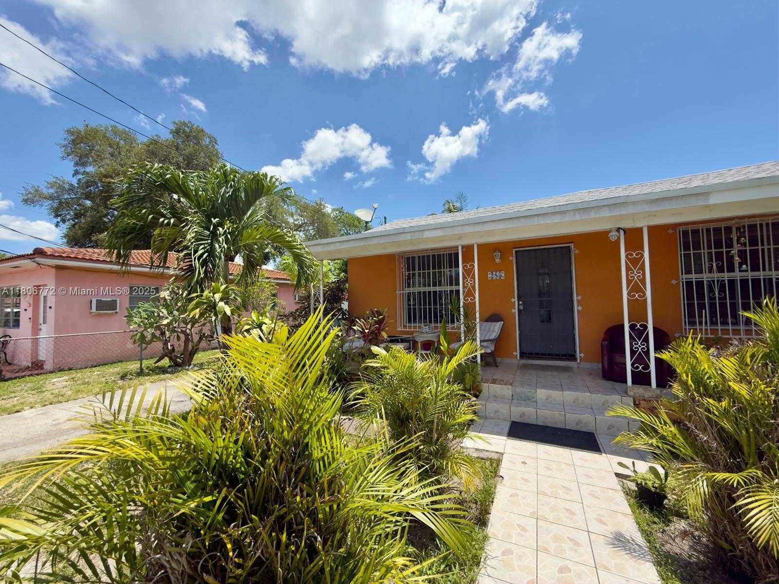 Small Image of 285 NORTH WEST 50TH AVE, Miami Number 2