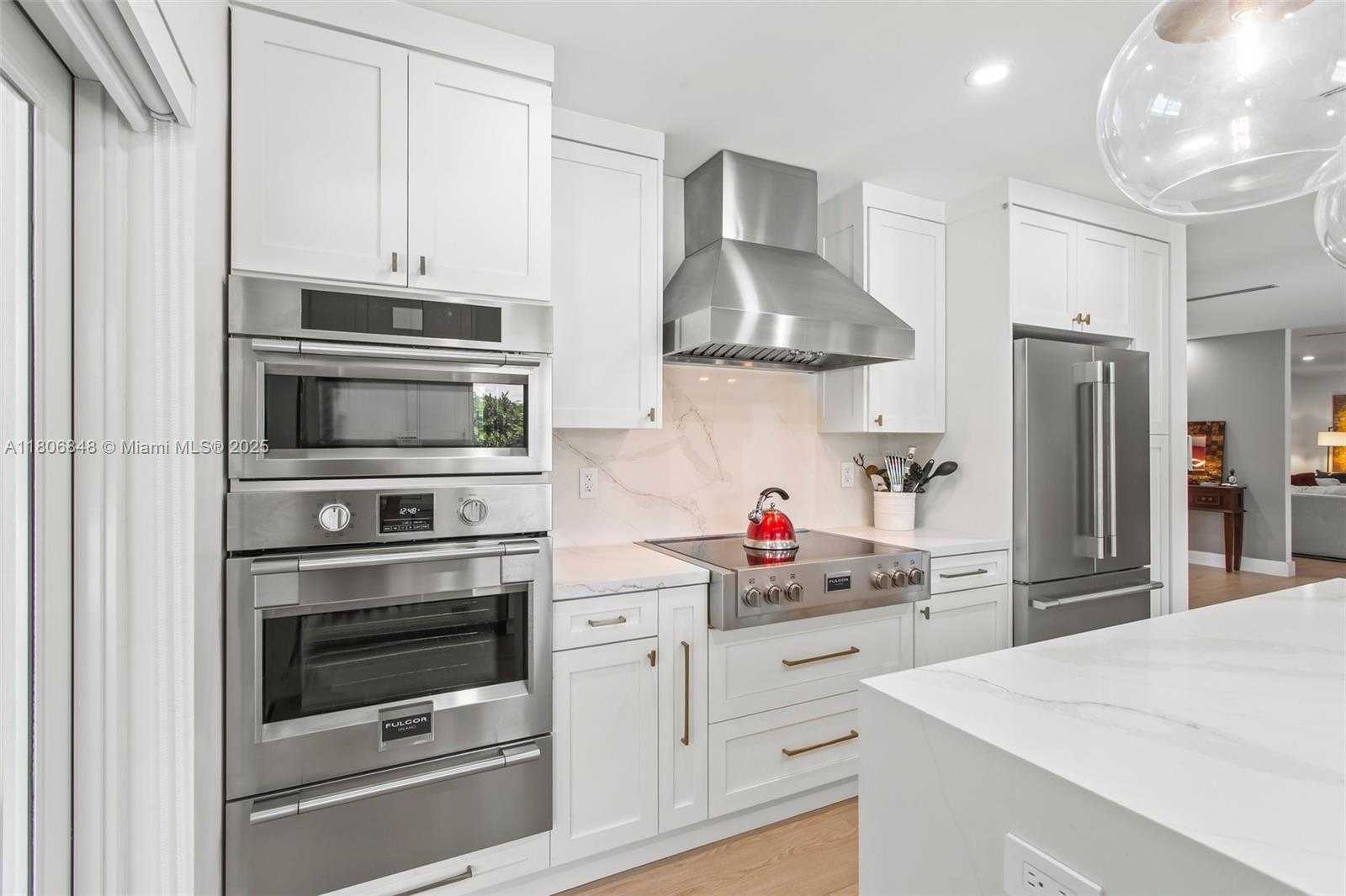 Small Image of 14270 SOUTH WEST 74TH CT, Palmetto Bay Number 21
