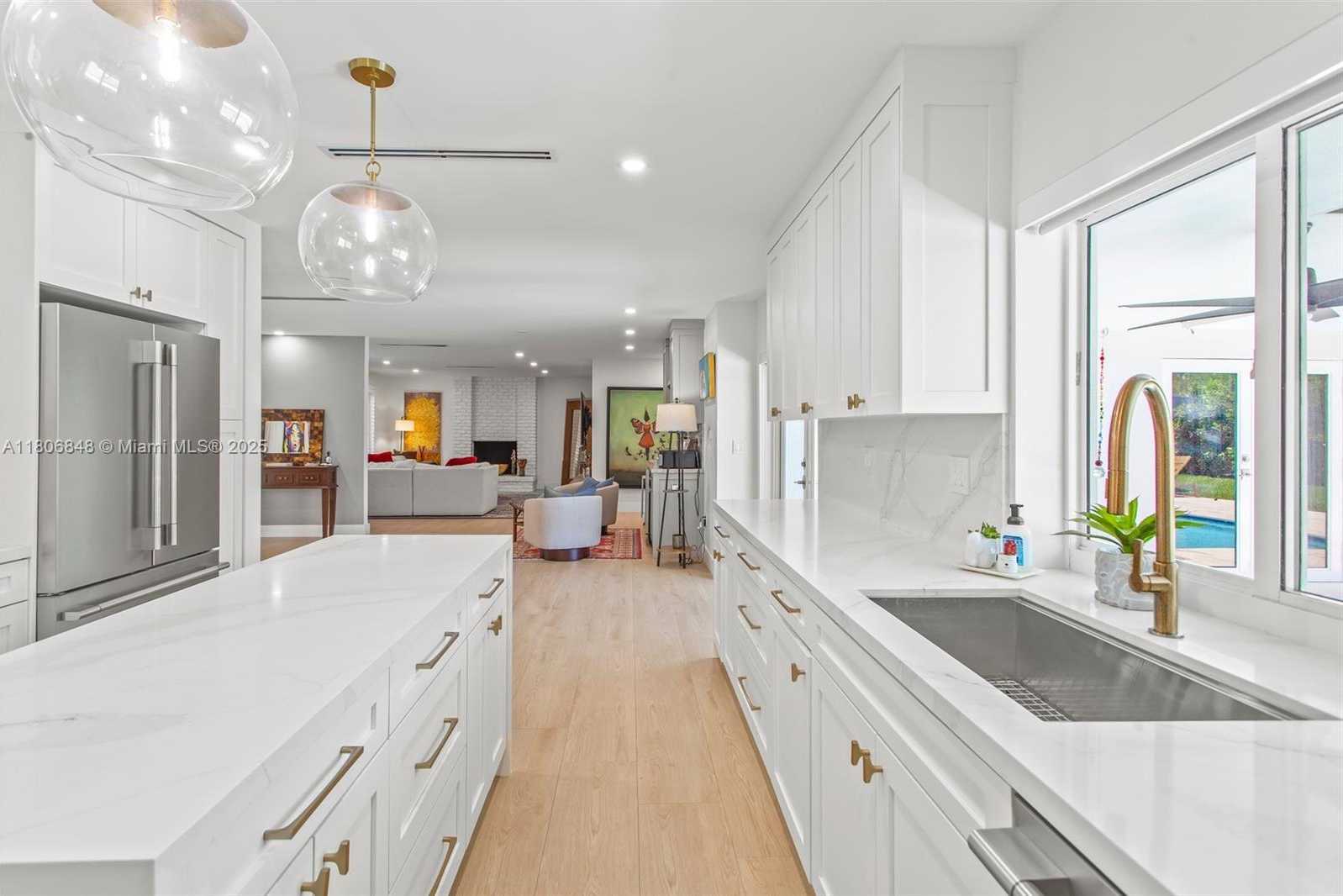 Small Image of 14270 SOUTH WEST 74TH CT, Palmetto Bay Number 3