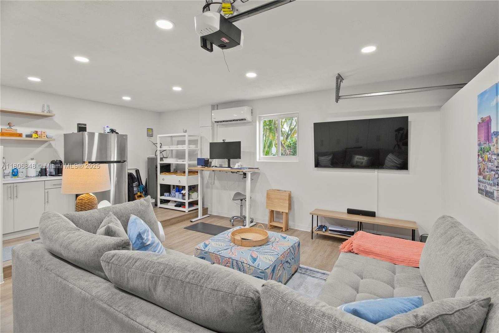 Small Image of 14270 SOUTH WEST 74TH CT, Palmetto Bay Number 51