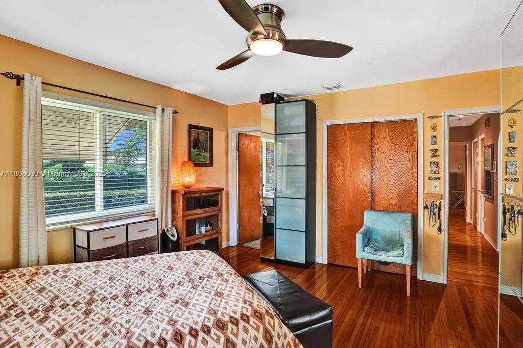 Small Image of 34 NORTH WEST 99TH ST, Miami Shores Number 17