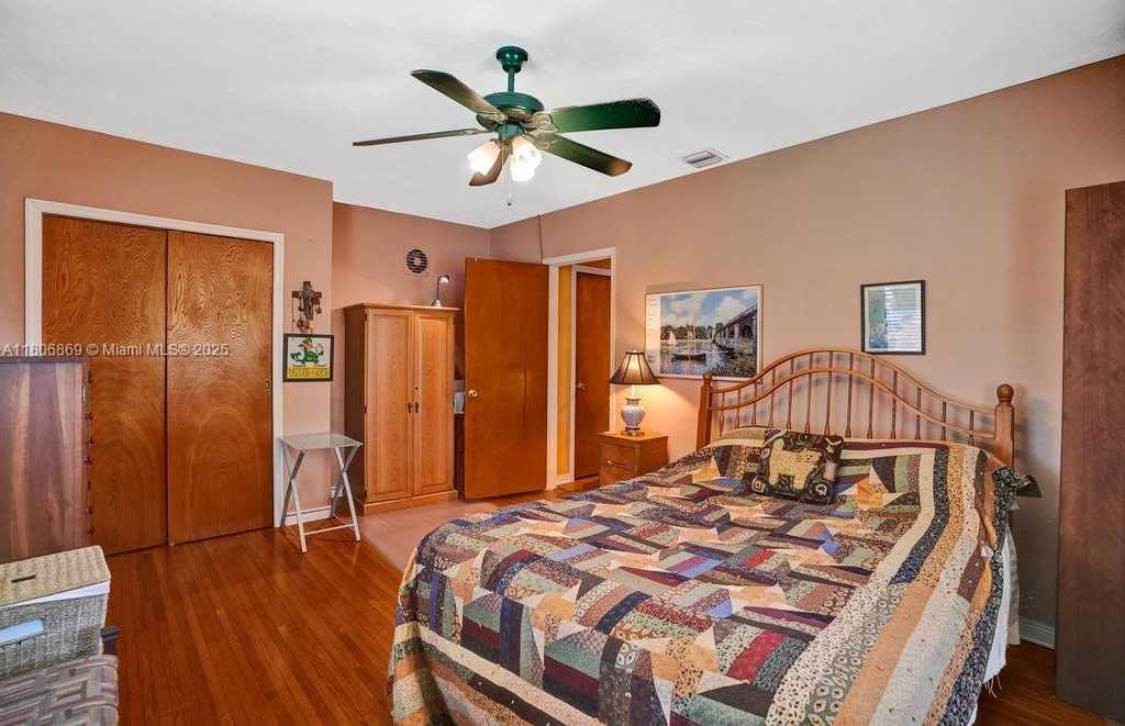 Small Image of 34 NORTH WEST 99TH ST, Miami Shores Number 20