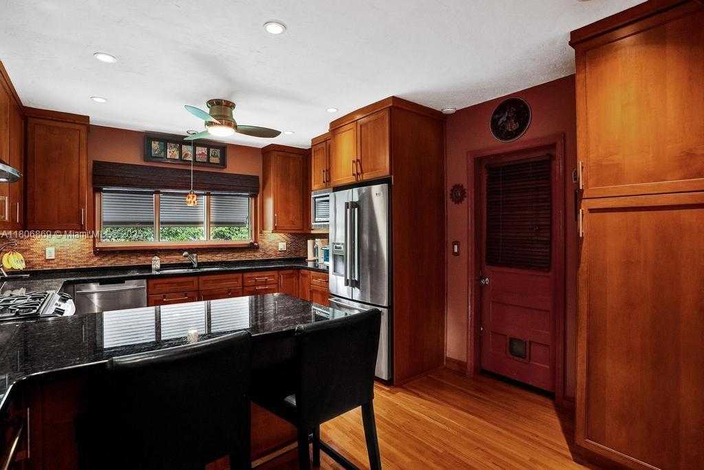 Small Image of 34 NORTH WEST 99TH ST, Miami Shores Number 26