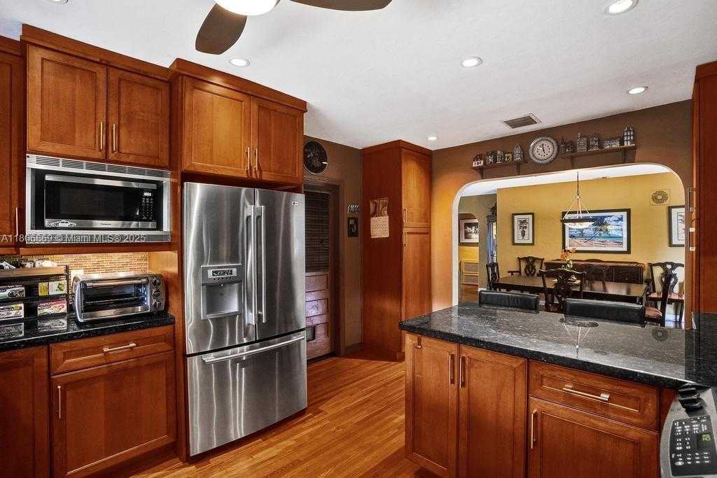 Small Image of 34 NORTH WEST 99TH ST, Miami Shores Number 27