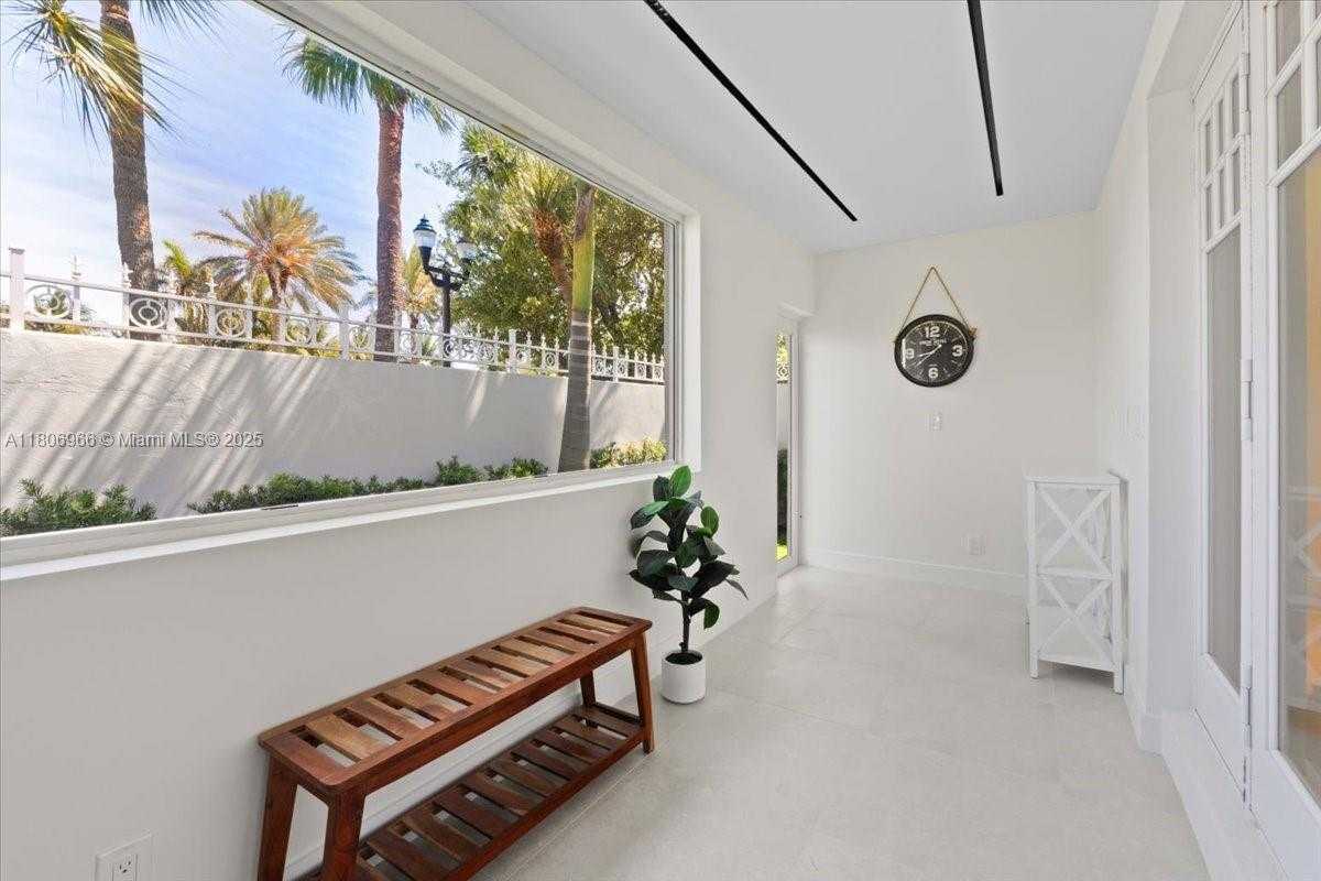 Small Image of 1635 SEABREEZE BLVD, Fort Lauderdale Number 15