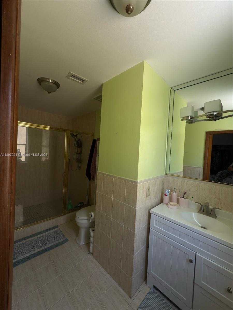 Small Image of 26951 SOUTH WEST 119TH CT, Homestead Number 13