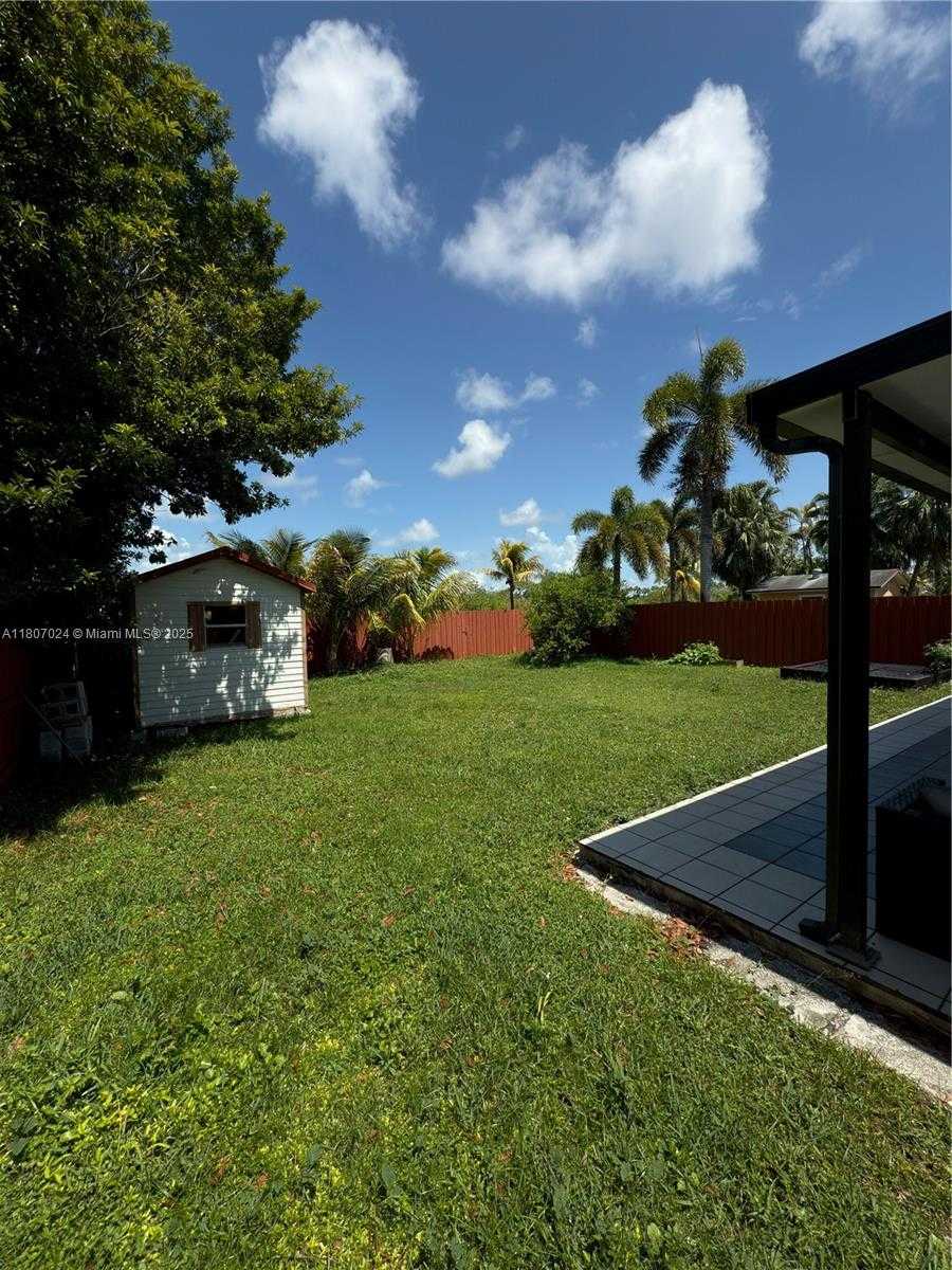 Small Image of 26951 SOUTH WEST 119TH CT, Homestead Number 17