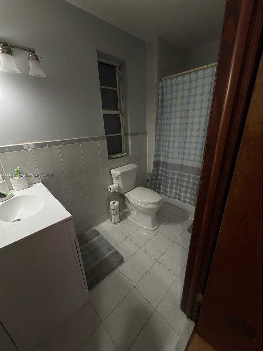 Small Image of 26951 SOUTH WEST 119TH CT, Homestead Number 9