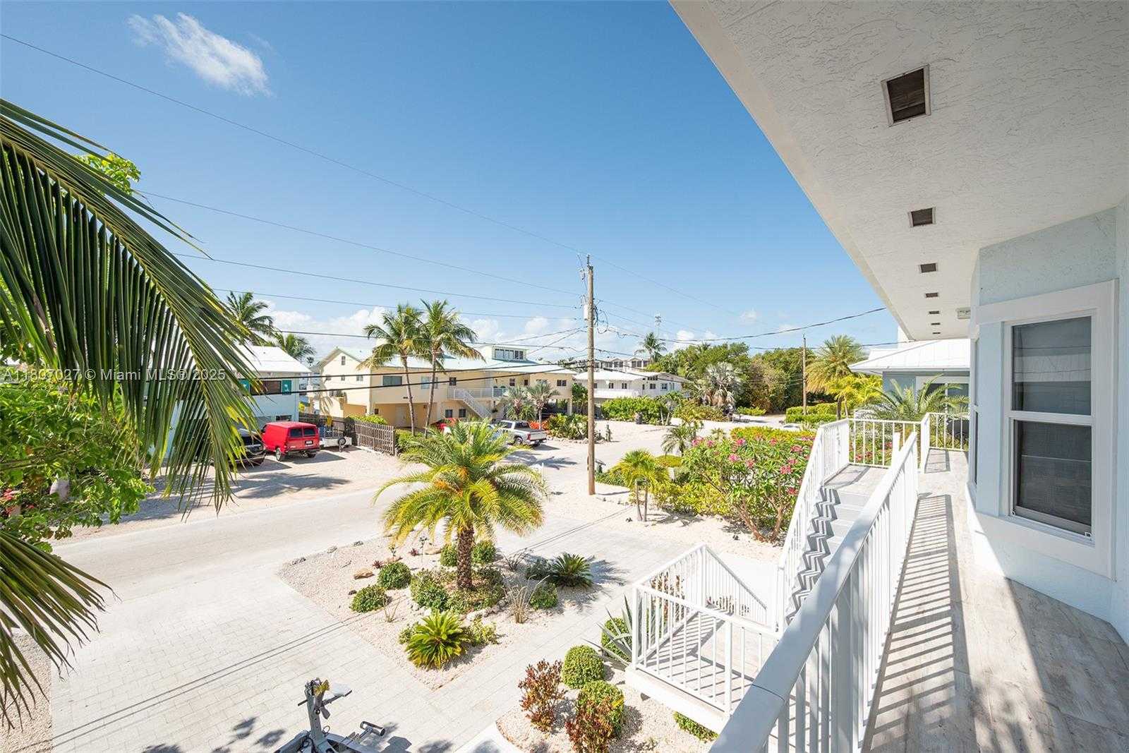 Small Image of 141 EL CAPITAN DR, Islamorada Number 13