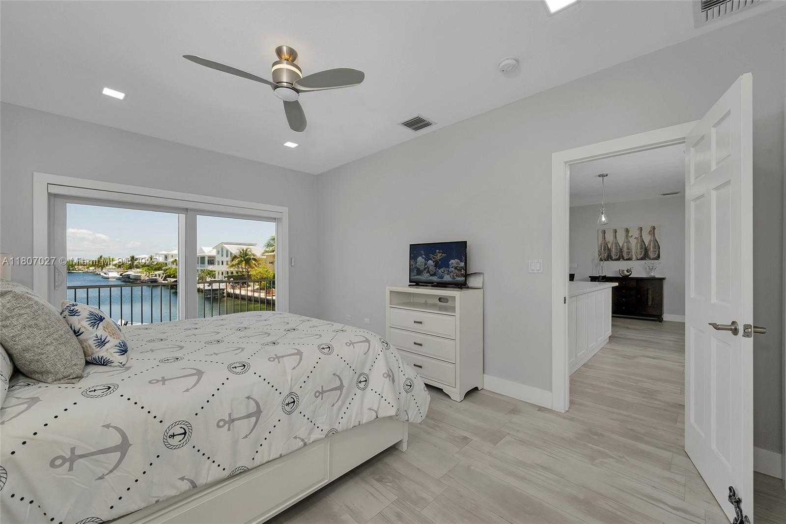 Small Image of 141 EL CAPITAN DR, Islamorada Number 24