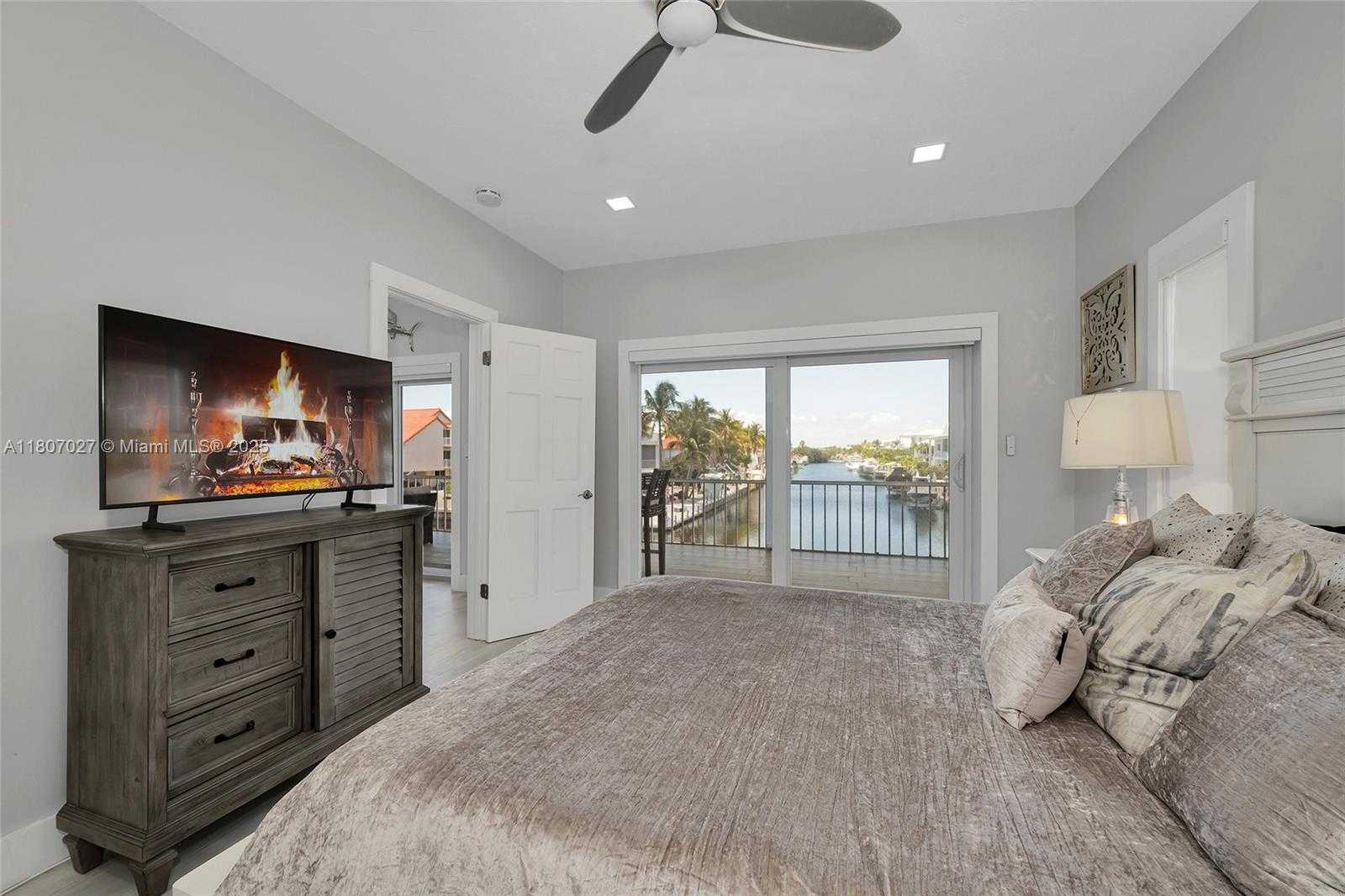 Small Image of 141 EL CAPITAN DR, Islamorada Number 28