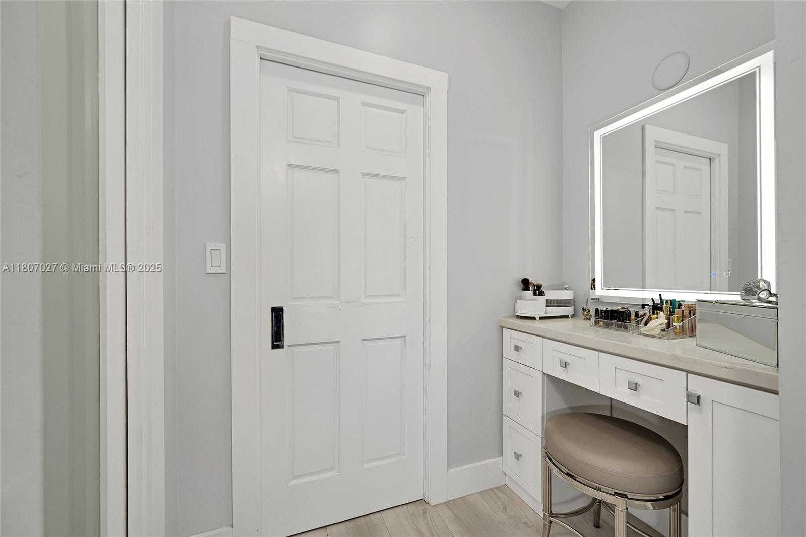 Small Image of 141 EL CAPITAN DR, Islamorada Number 29