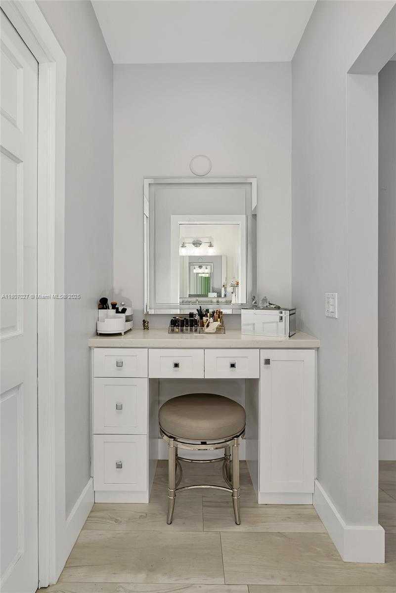 Small Image of 141 EL CAPITAN DR, Islamorada Number 30