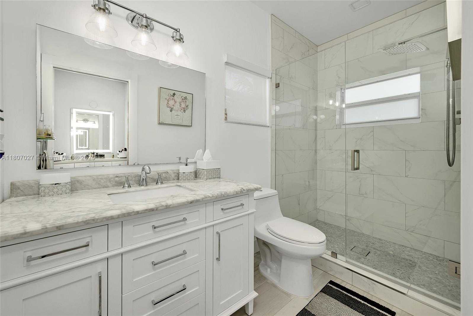 Small Image of 141 EL CAPITAN DR, Islamorada Number 32