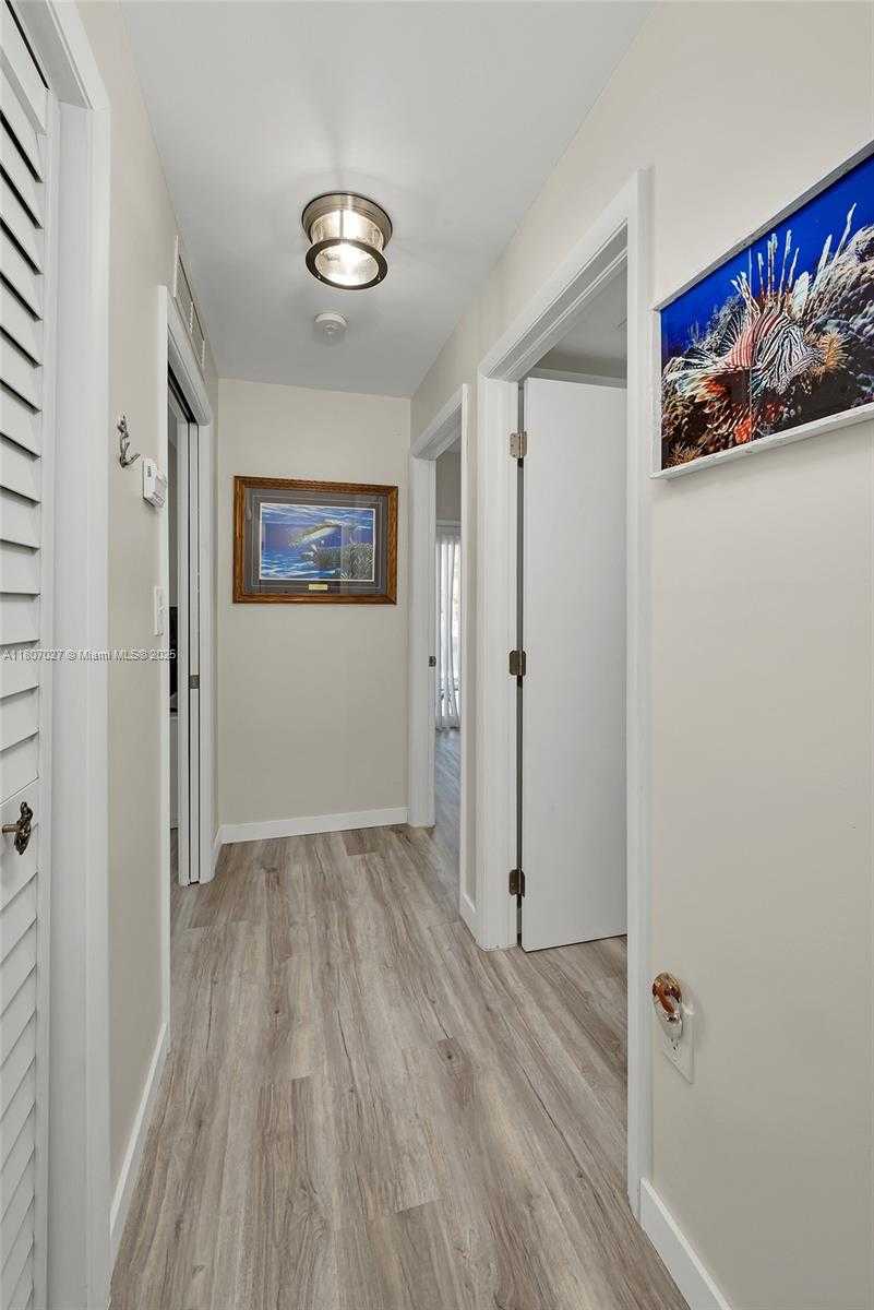 Small Image of 141 EL CAPITAN DR, Islamorada Number 53