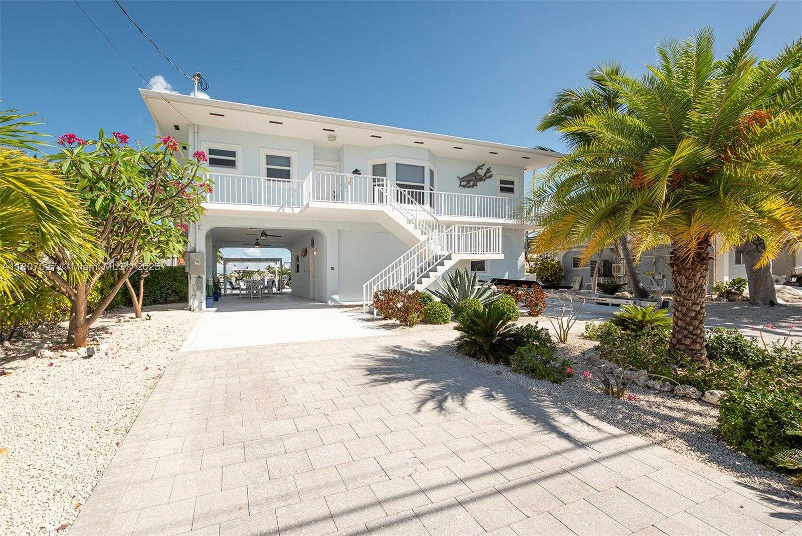 Small Image of 141 EL CAPITAN DR, Islamorada Number 9