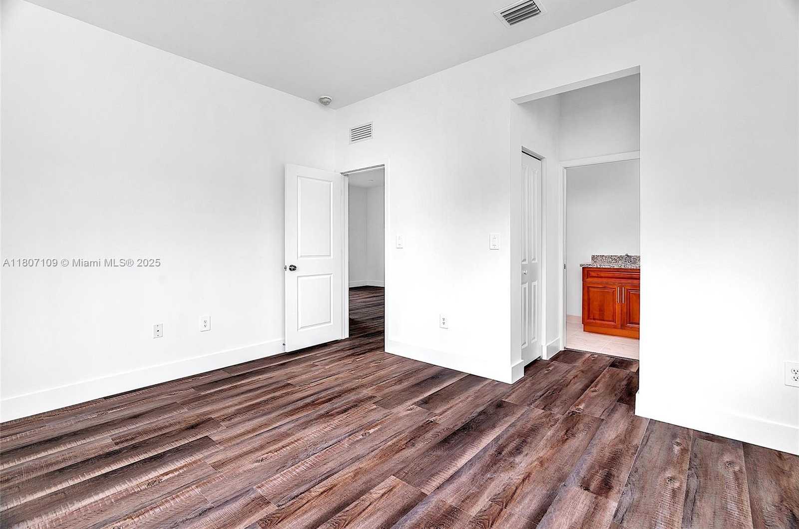 Small Image of 24062 SOUTH WEST 116TH CT, Homestead Number 18