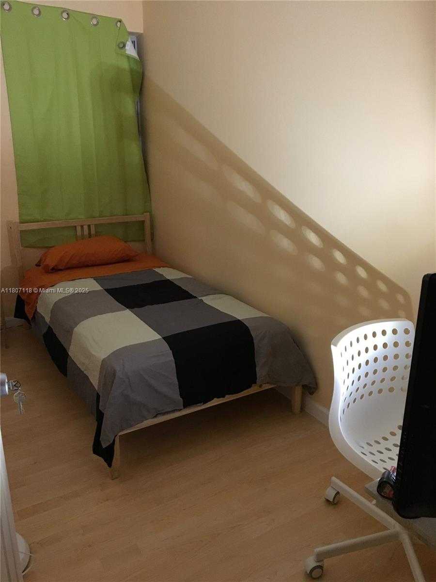 Small Image of 131 CAROLINA AVE, Fort Lauderdale Number 11