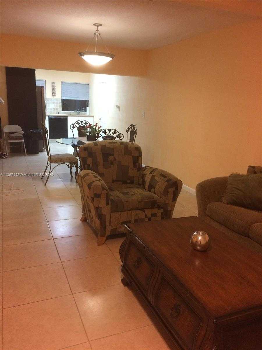 Small Image of 131 CAROLINA AVE, Fort Lauderdale Number 4