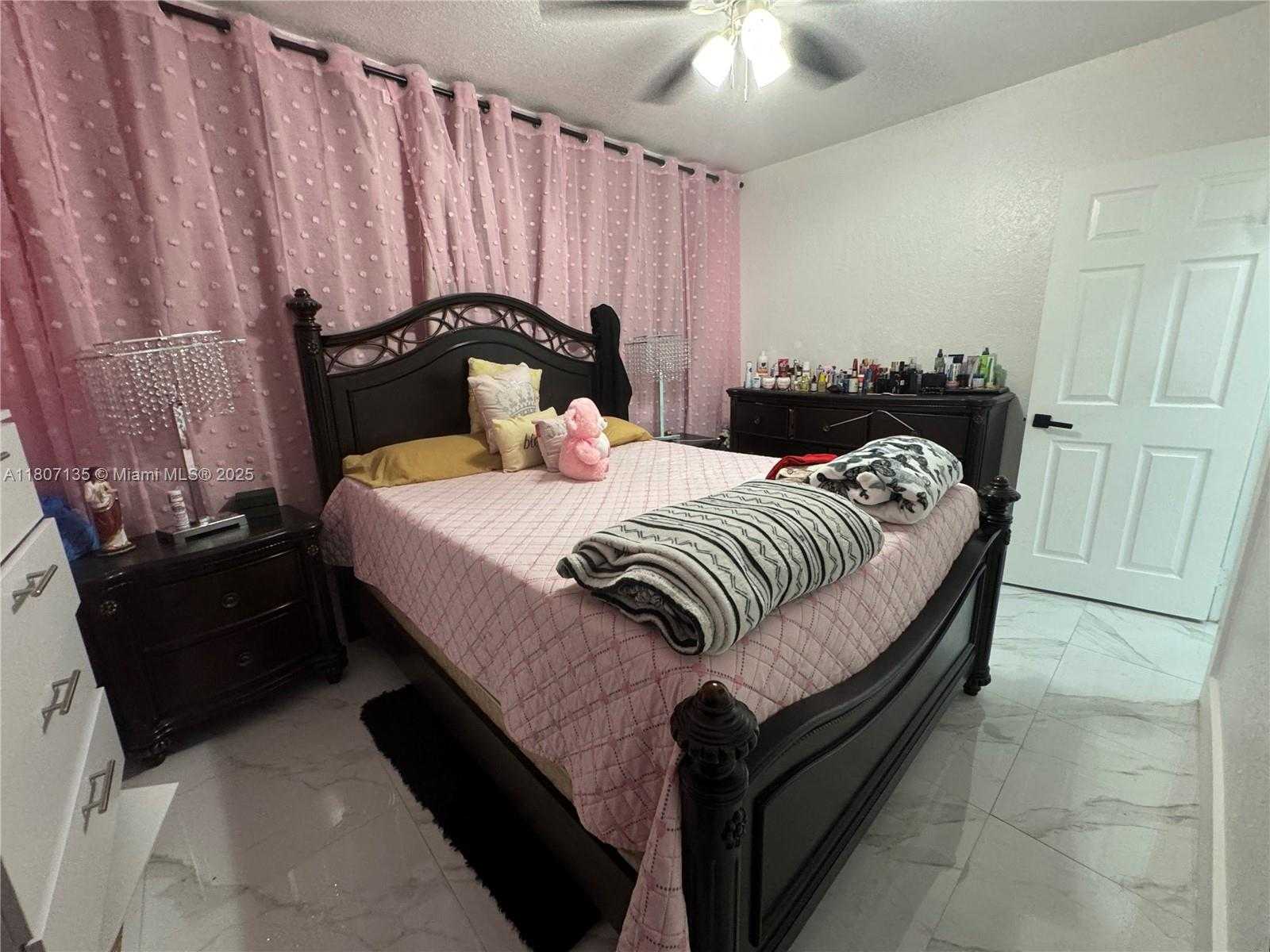 Small Image of 14581 JACKSON ST, Miami Number 18