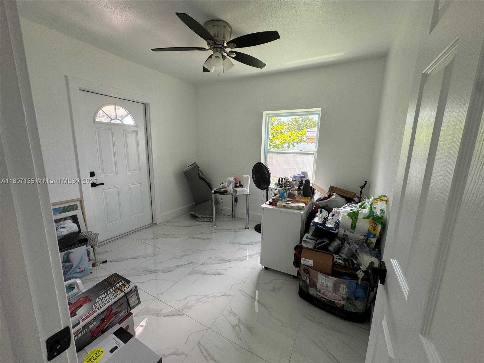 Small Image of 14581 JACKSON ST, Miami Number 20