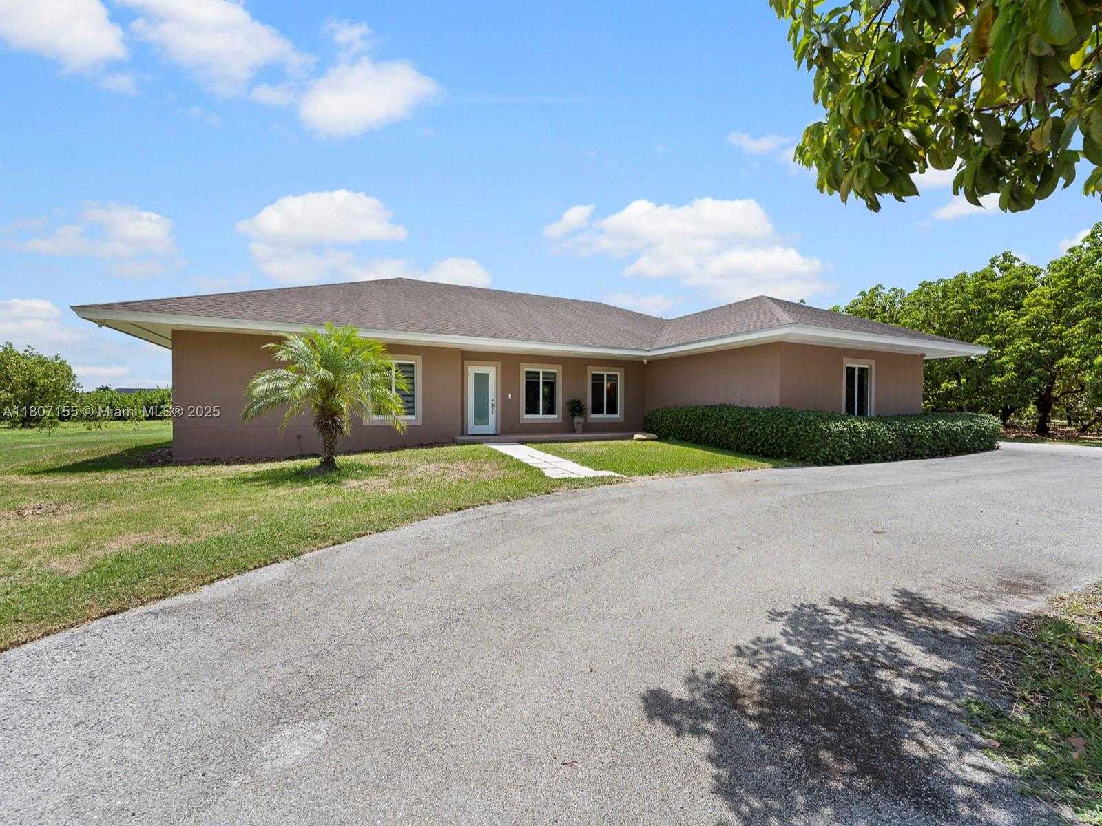 Small Image of 15150 SOUTH WEST 240TH ST, Homestead Number 40