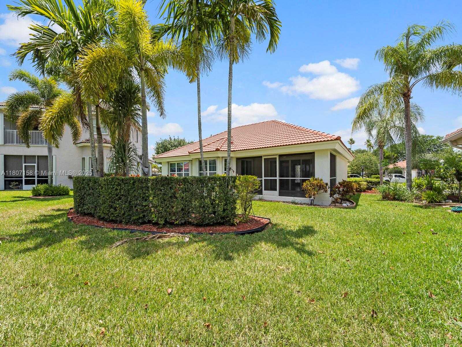 Small Image of 2703 AUGUSTA DR, Homestead Number 21