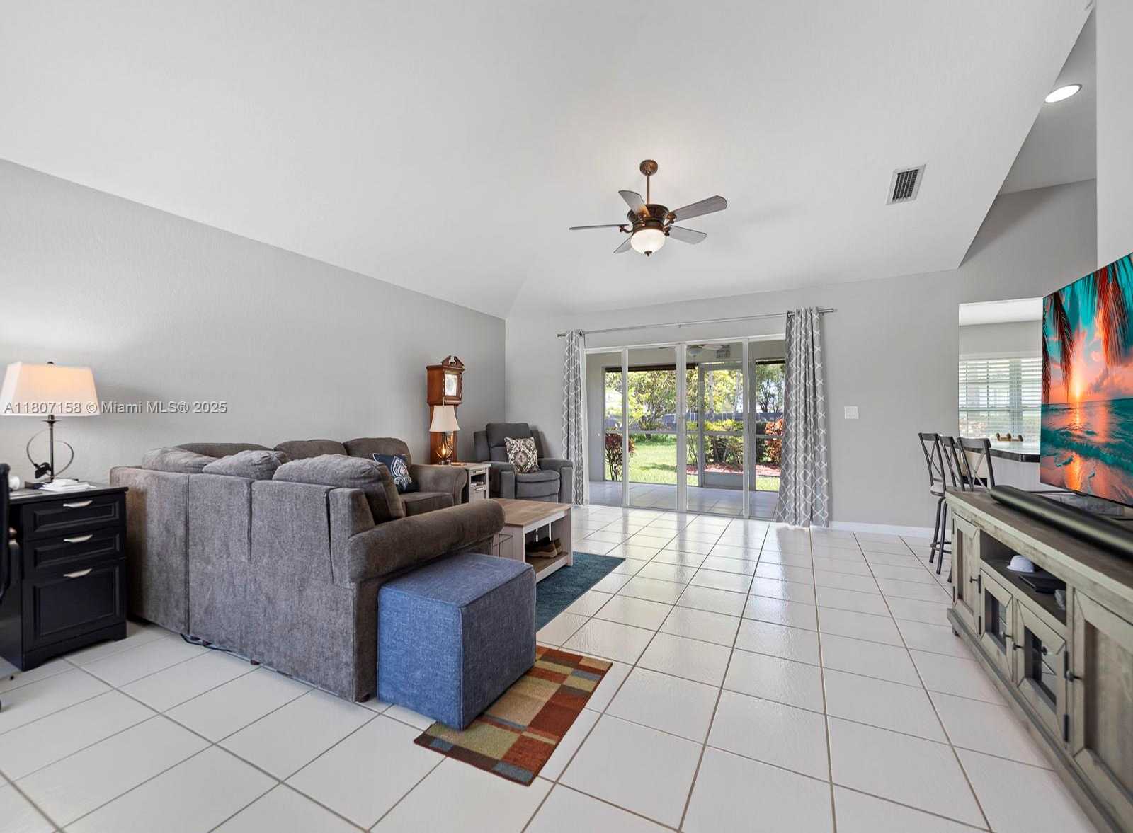 Small Image of 2703 AUGUSTA DR, Homestead Number 4