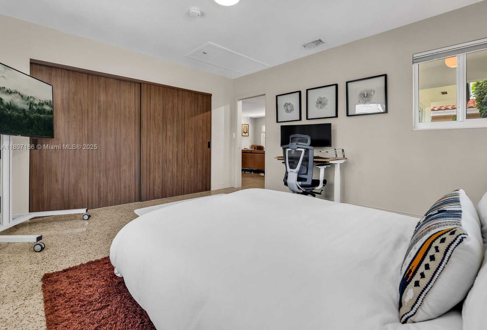 Small Image of 1221 NORTH EAST 85TH ST, Miami Number 22