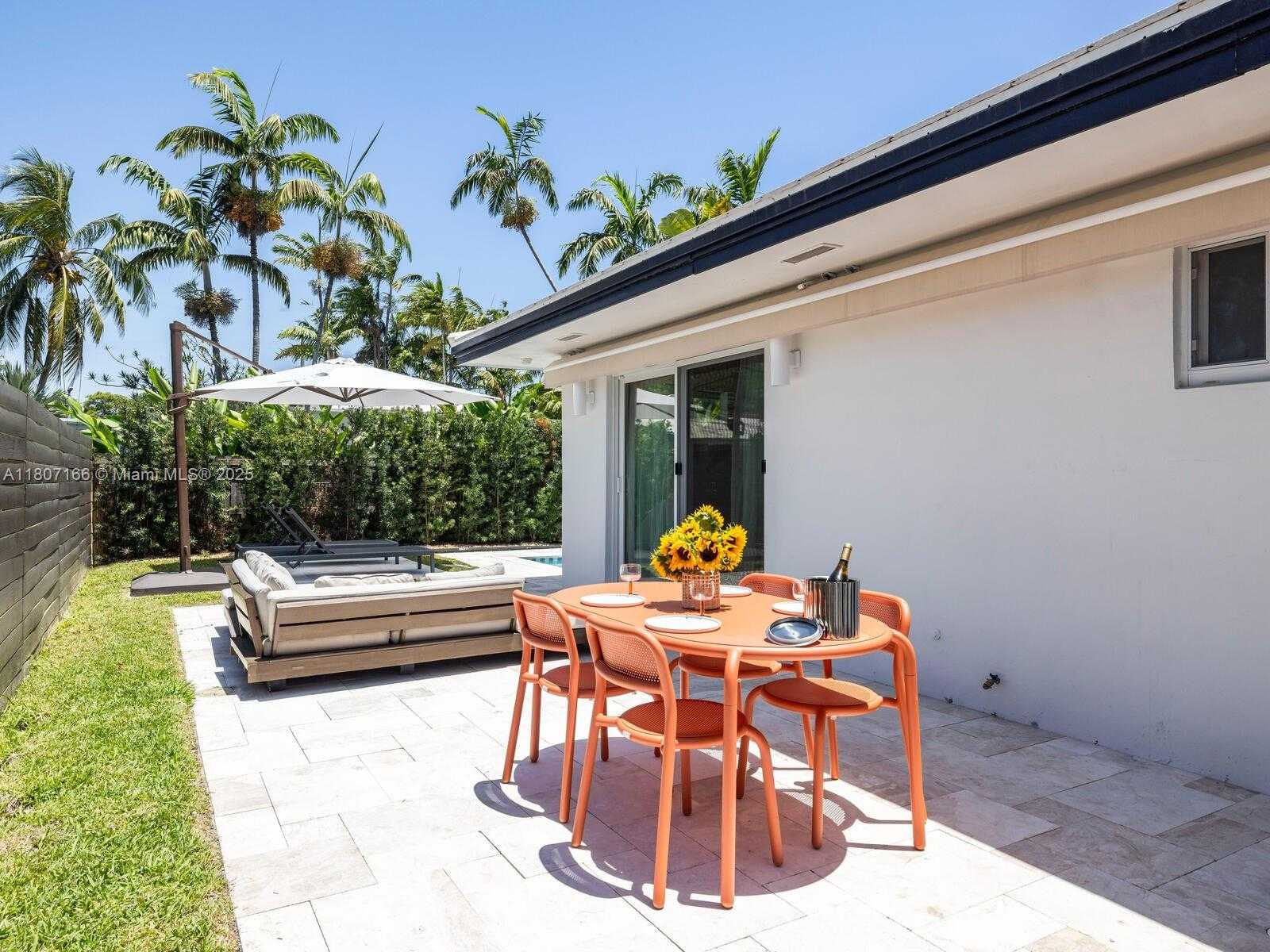 Small Image of 1221 NORTH EAST 85TH ST, Miami Number 37