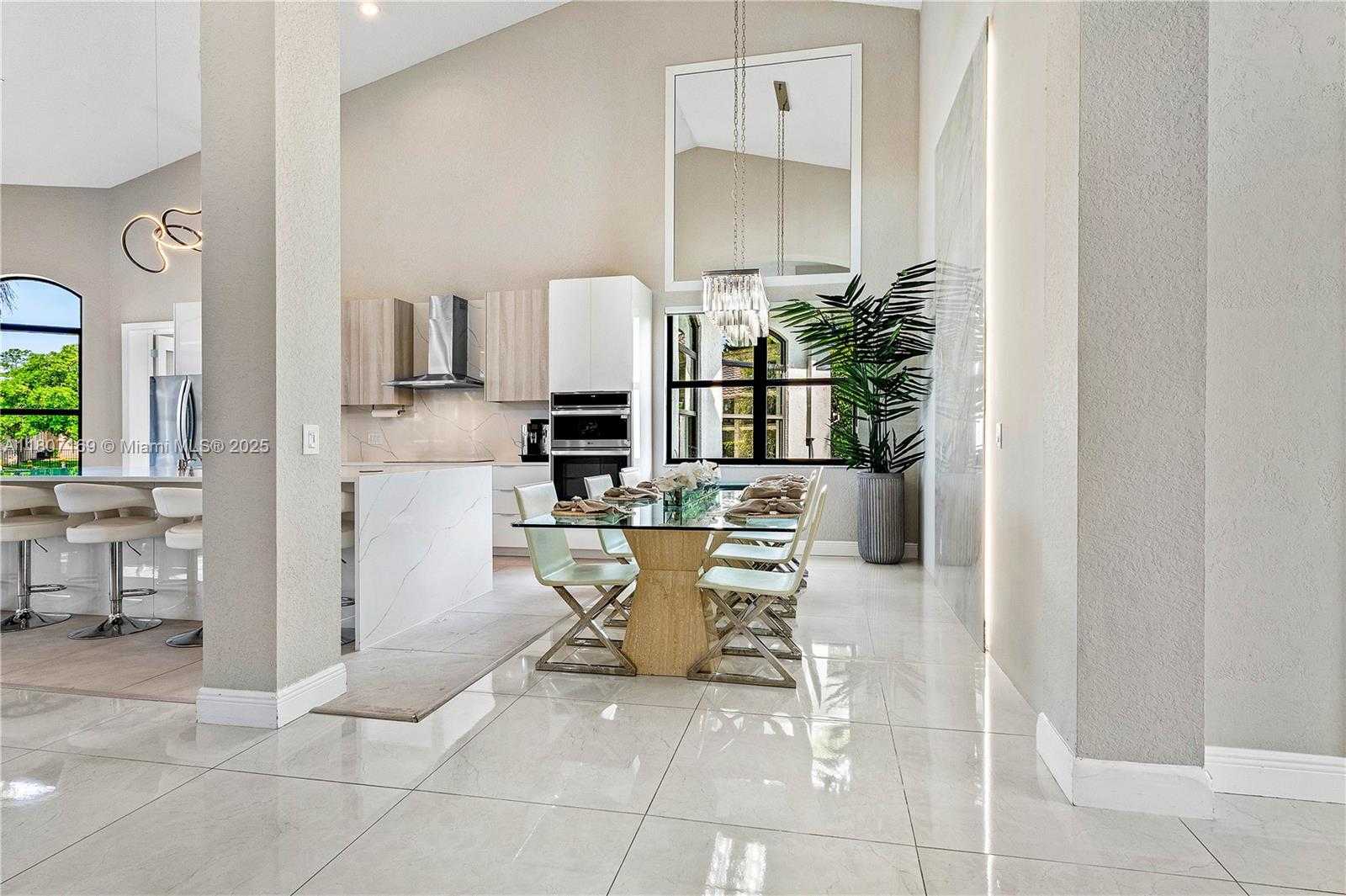 Small Image of 7056 NORTH WEST 67TH TER, Parkland Number 6