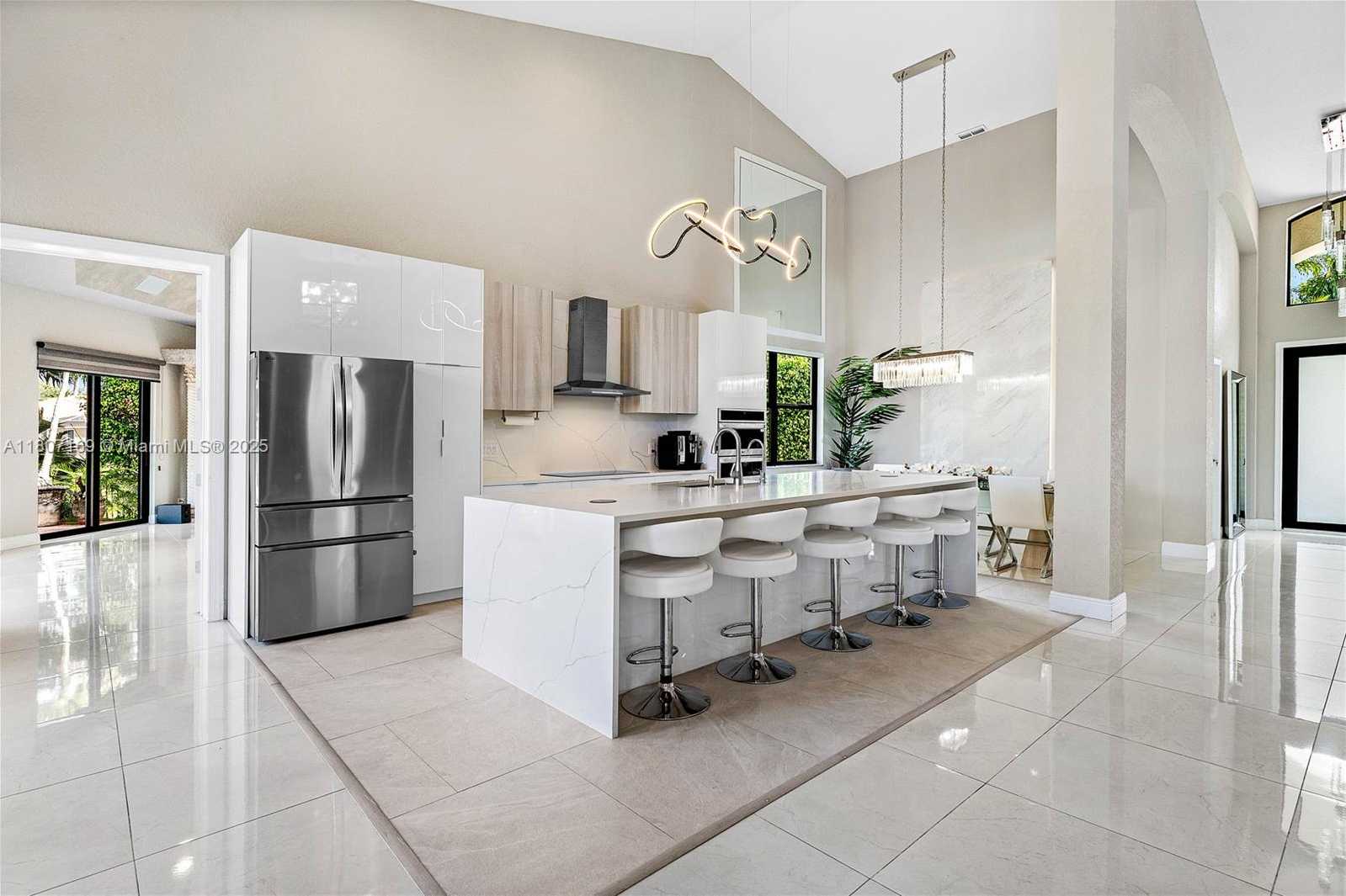 Small Image of 7056 NORTH WEST 67TH TER, Parkland Number 8