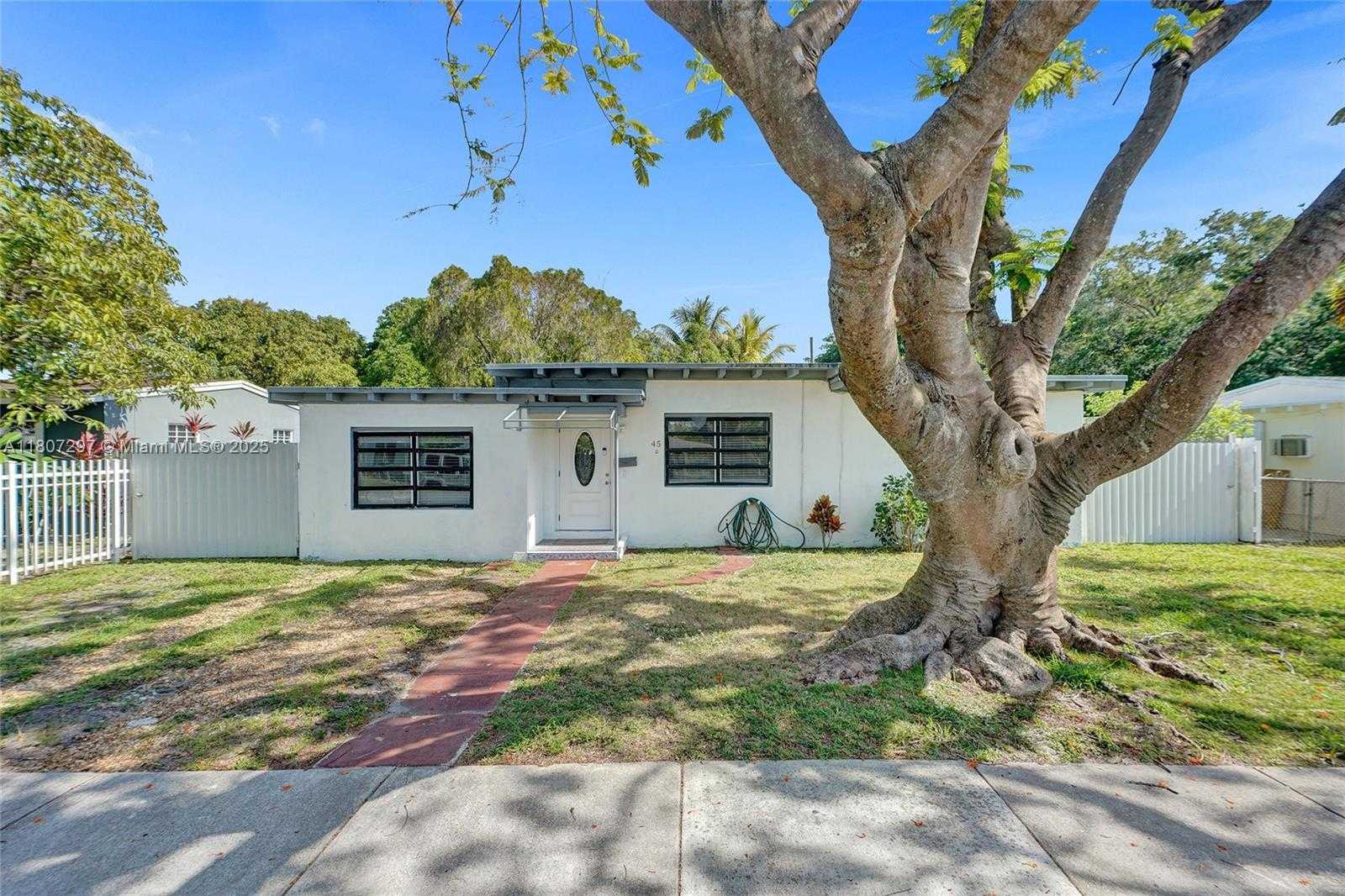 Small Image of 45 NORTH WEST 127TH ST, North Miami Number 23