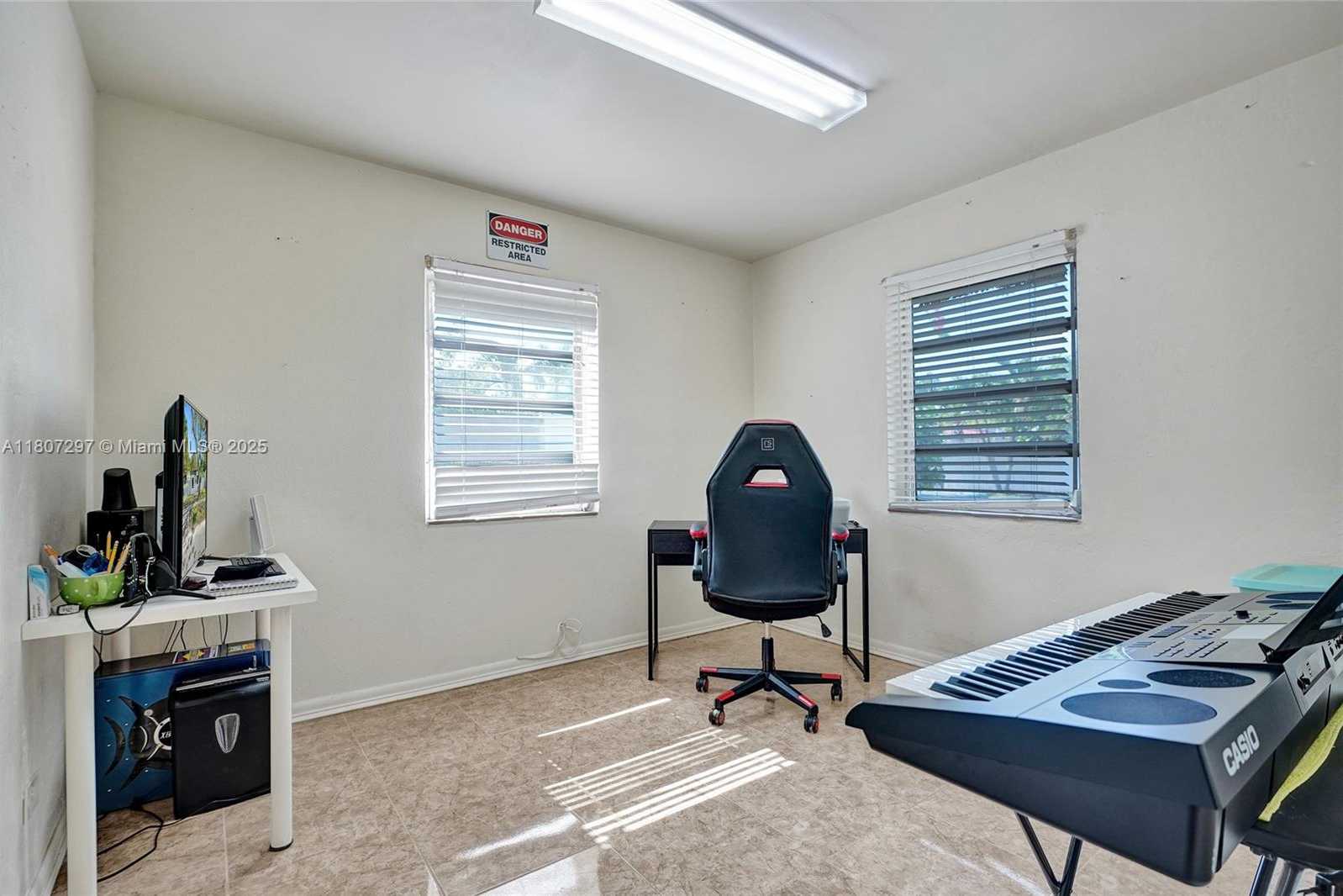 Small Image of 45 NORTH WEST 127TH ST, North Miami Number 30