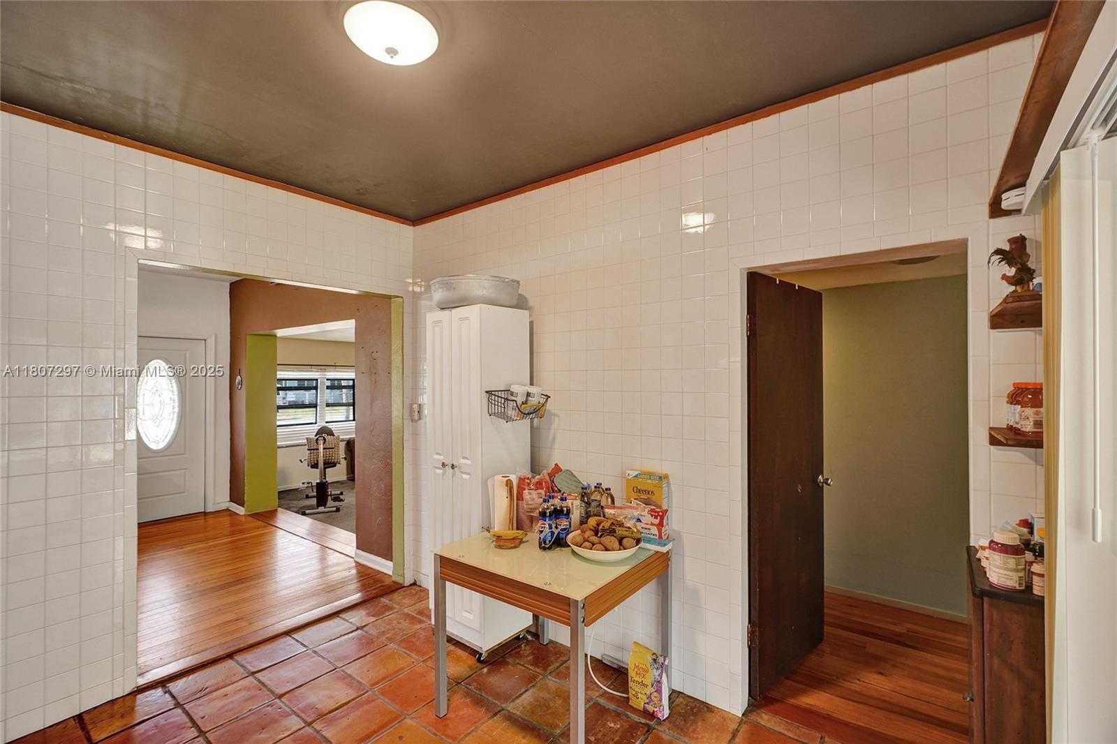Small Image of 45 NORTH WEST 127TH ST, North Miami Number 47