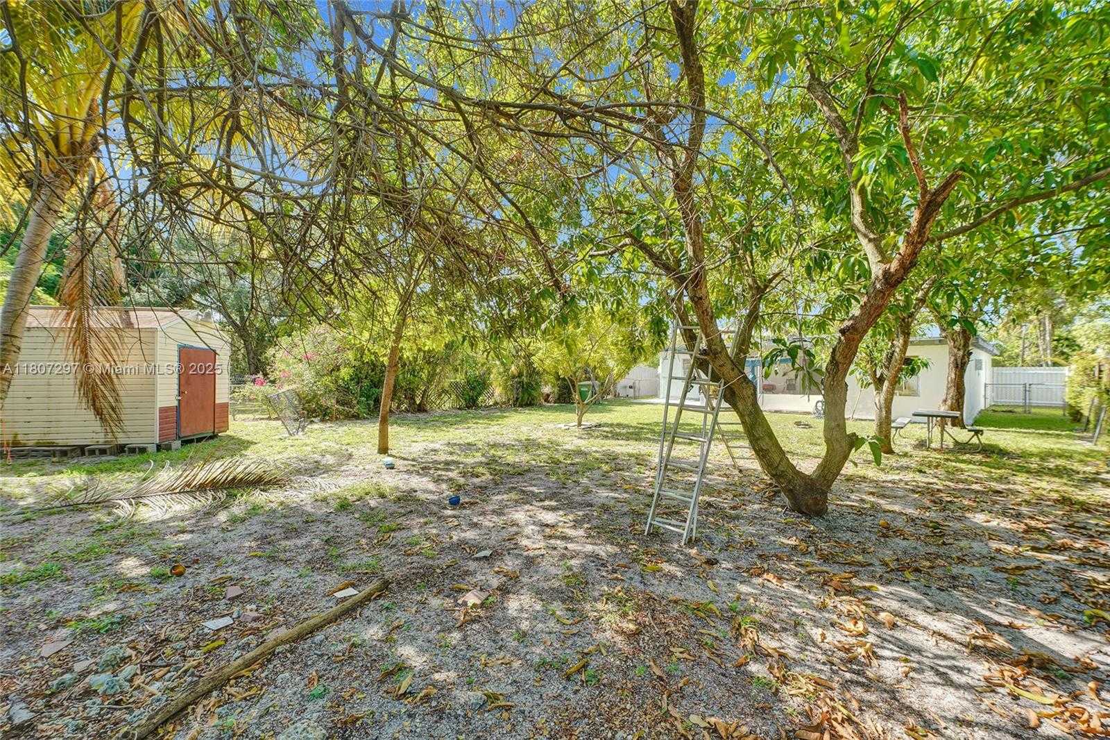 Small Image of 45 NORTH WEST 127TH ST, North Miami Number 68