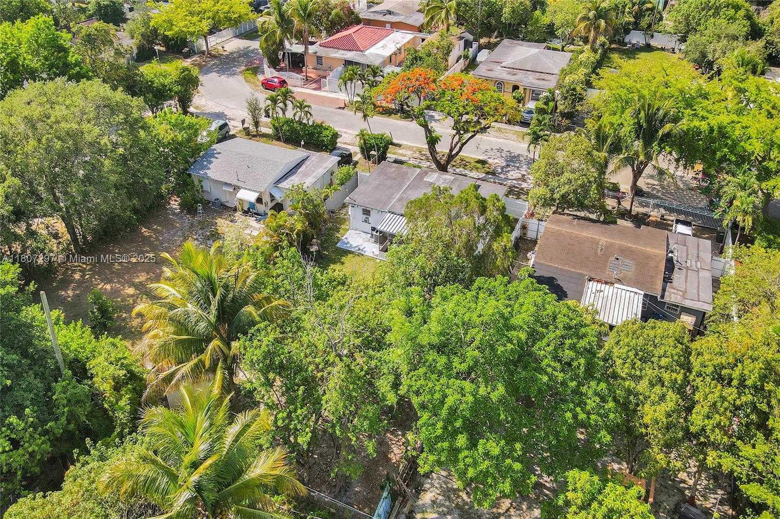 Small Image of 45 NORTH WEST 127TH ST, North Miami Number 8