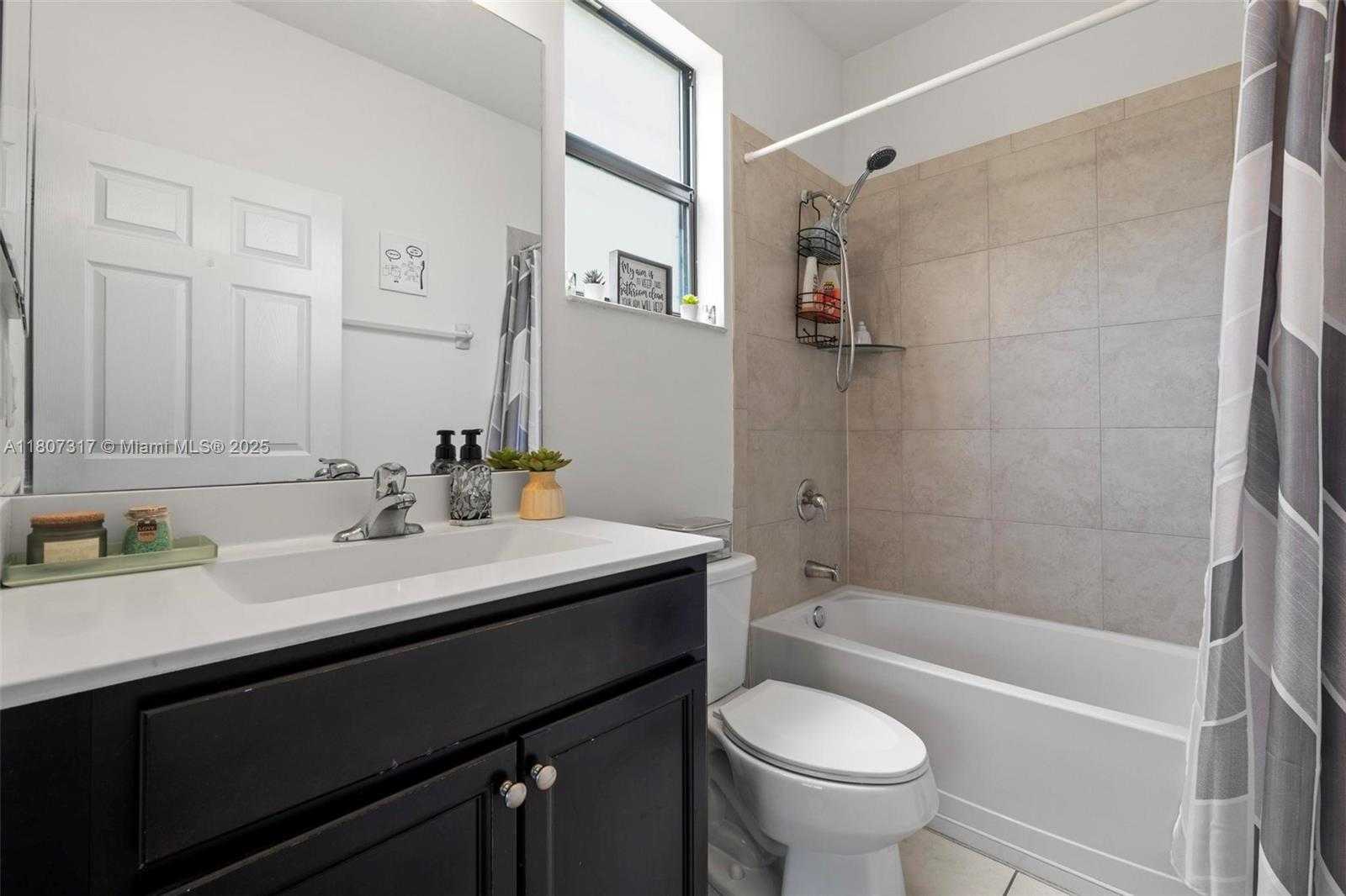 Small Image of 3756 NORTH EAST 1ST ST, Homestead Number 27