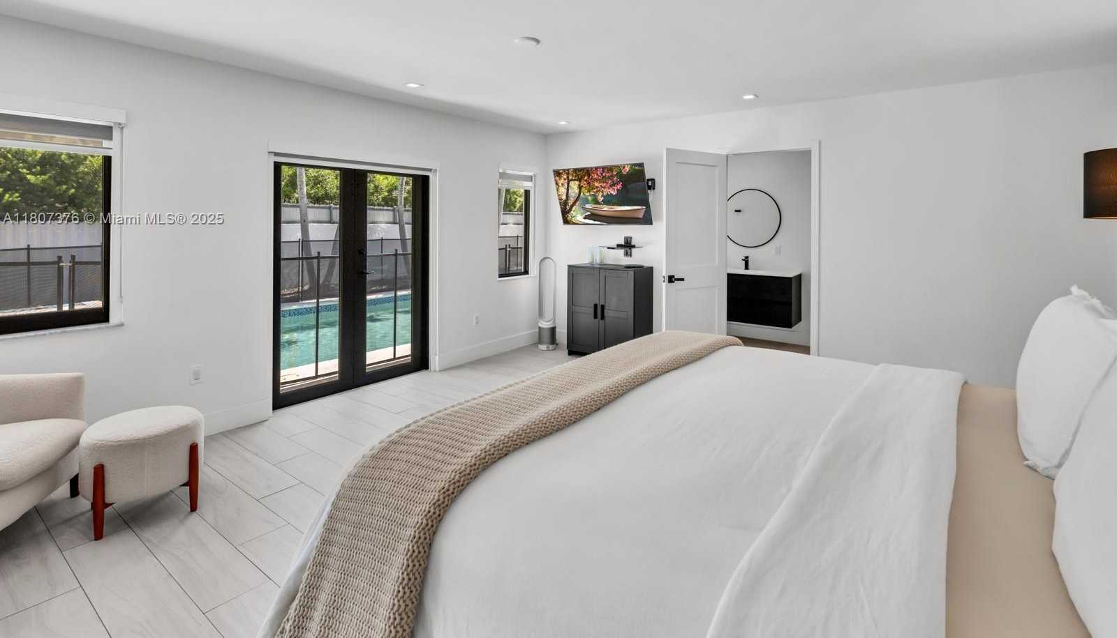 Small Image of 8425 NORTH WEST 165TH TER, Miami Lakes Number 10