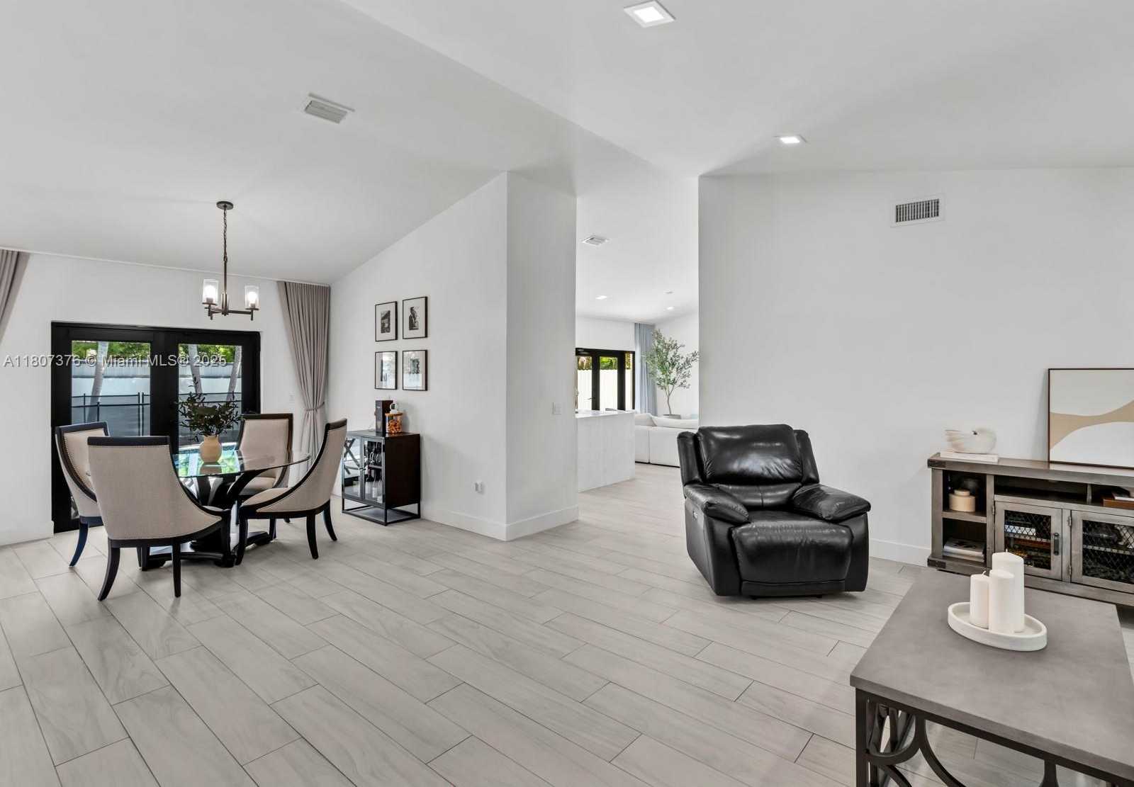 Small Image of 8425 NORTH WEST 165TH TER, Miami Lakes Number 11