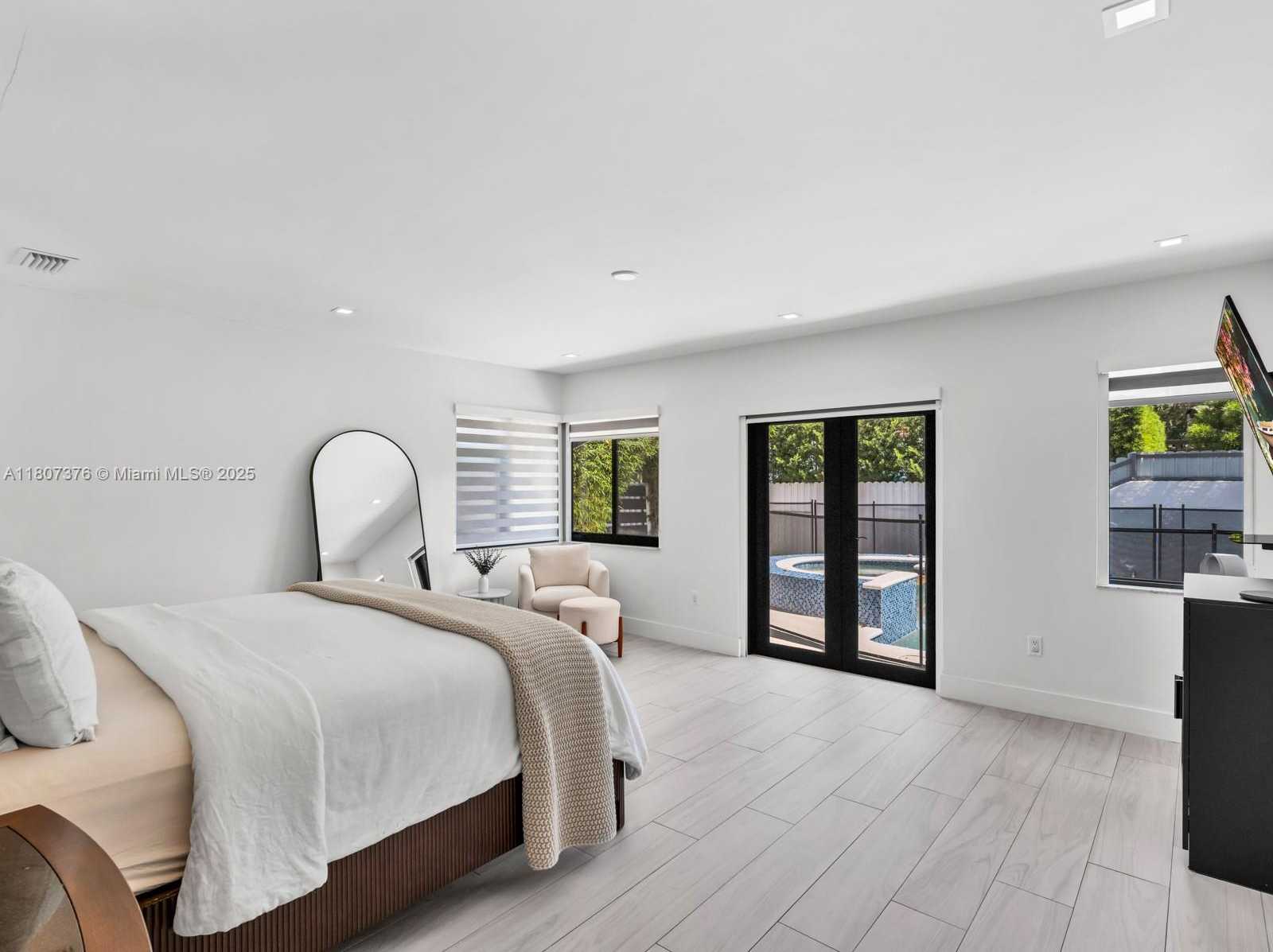 Small Image of 8425 NORTH WEST 165TH TER, Miami Lakes Number 29