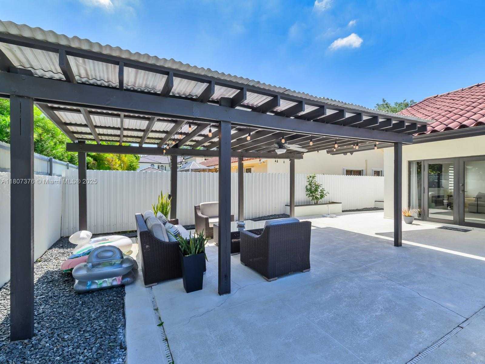 Small Image of 8425 NORTH WEST 165TH TER, Miami Lakes Number 37