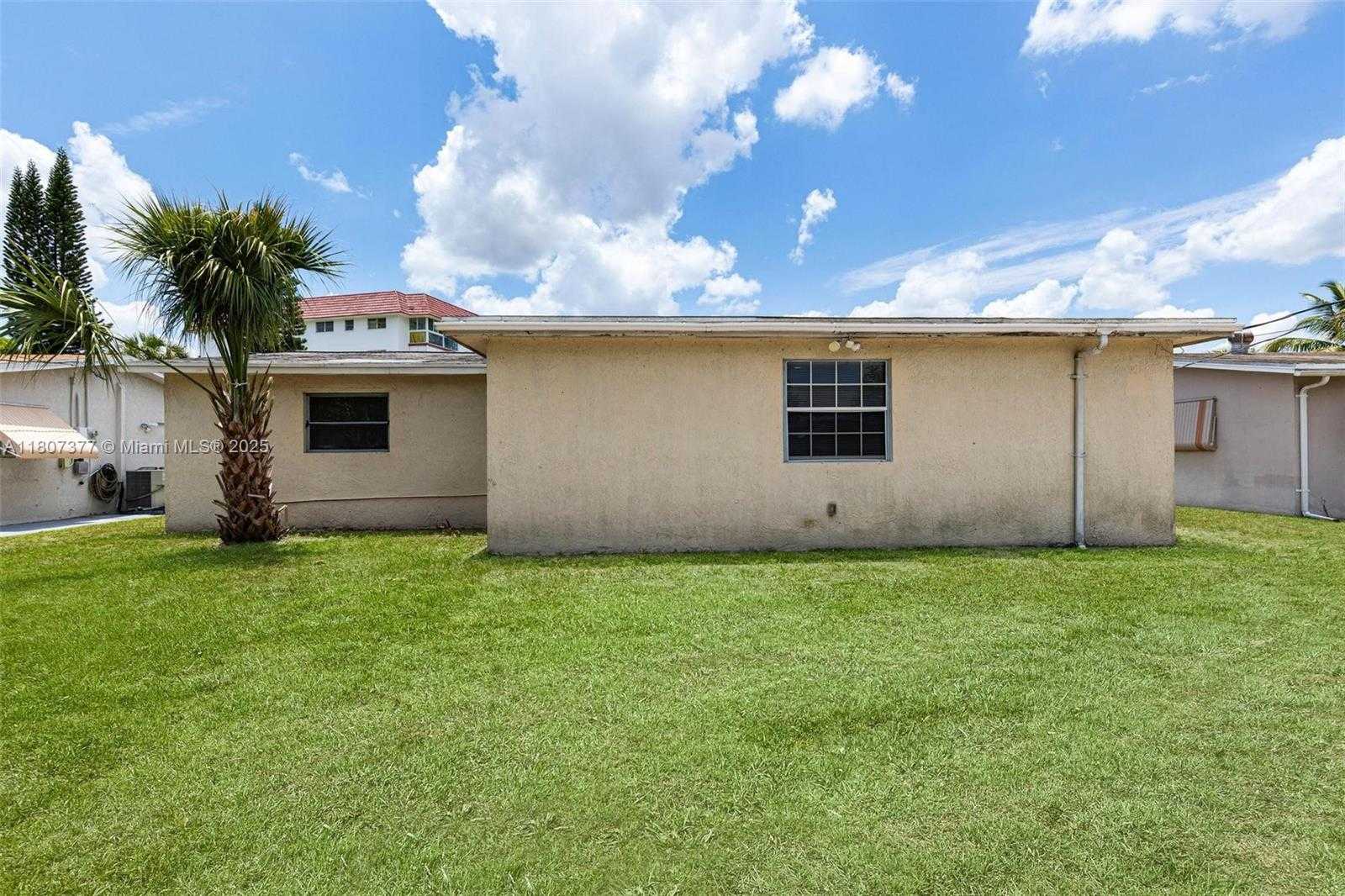 Small Image of 2240 NORTH WEST 47TH TER, Lauderhill Number 28