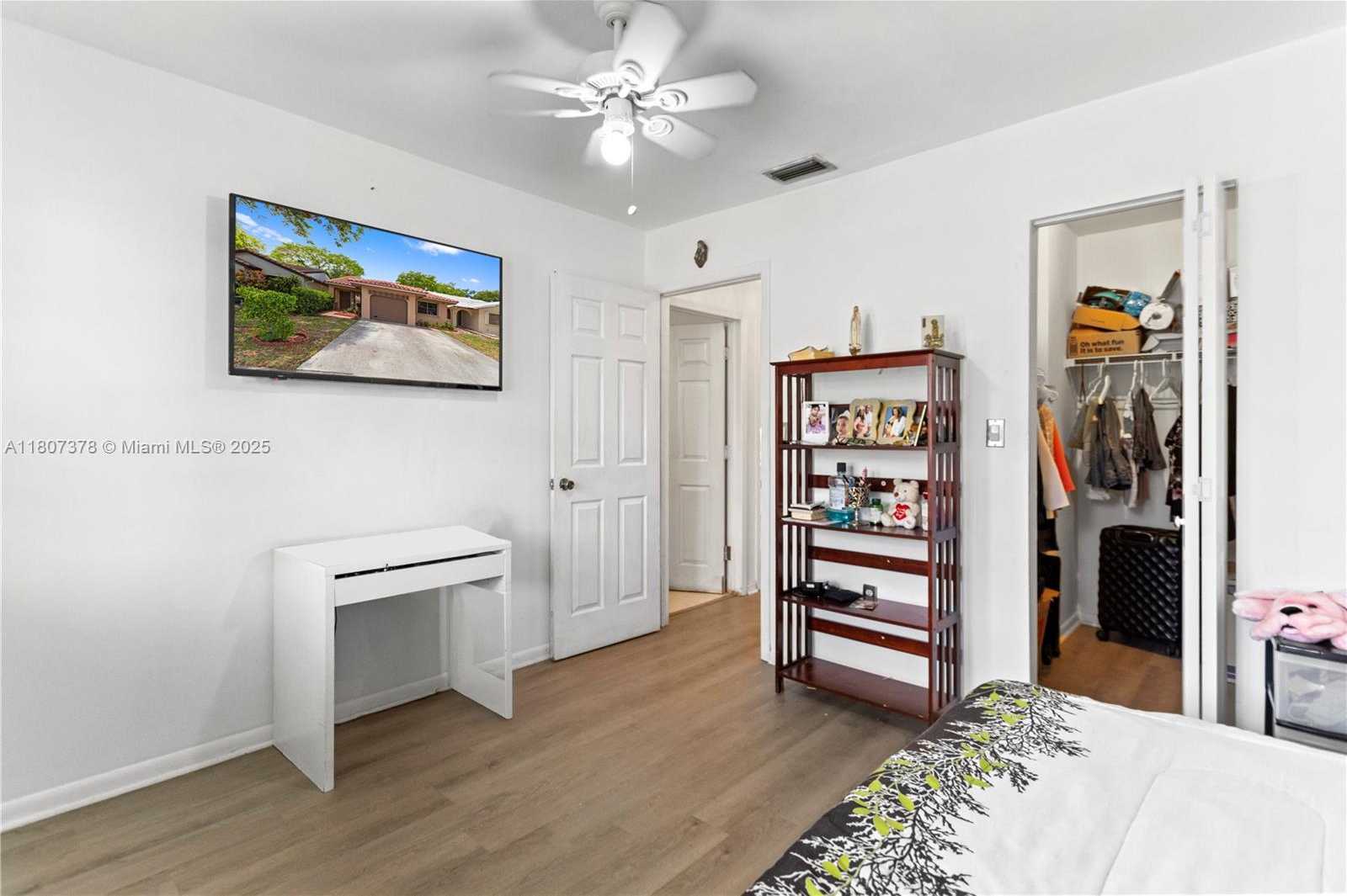 Small Image of 17320 NORTH WEST 66TH PL, Hialeah Number 24