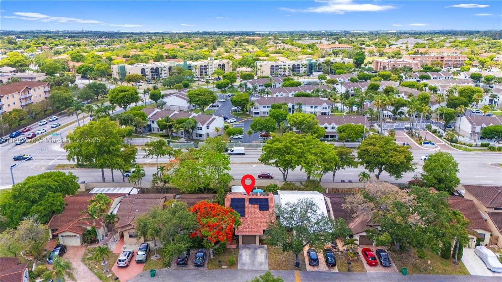 Small Image of 17320 NORTH WEST 66TH PL, Hialeah Number 38